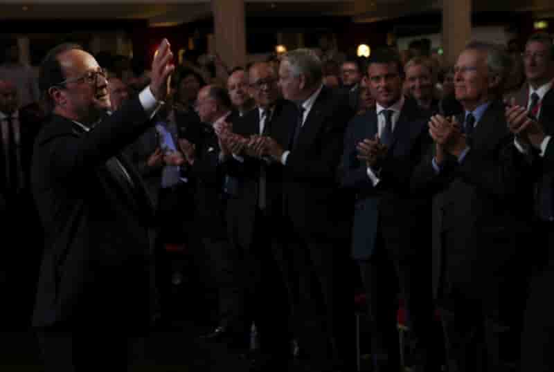 La gauche en ordre de marche en attendant hollande