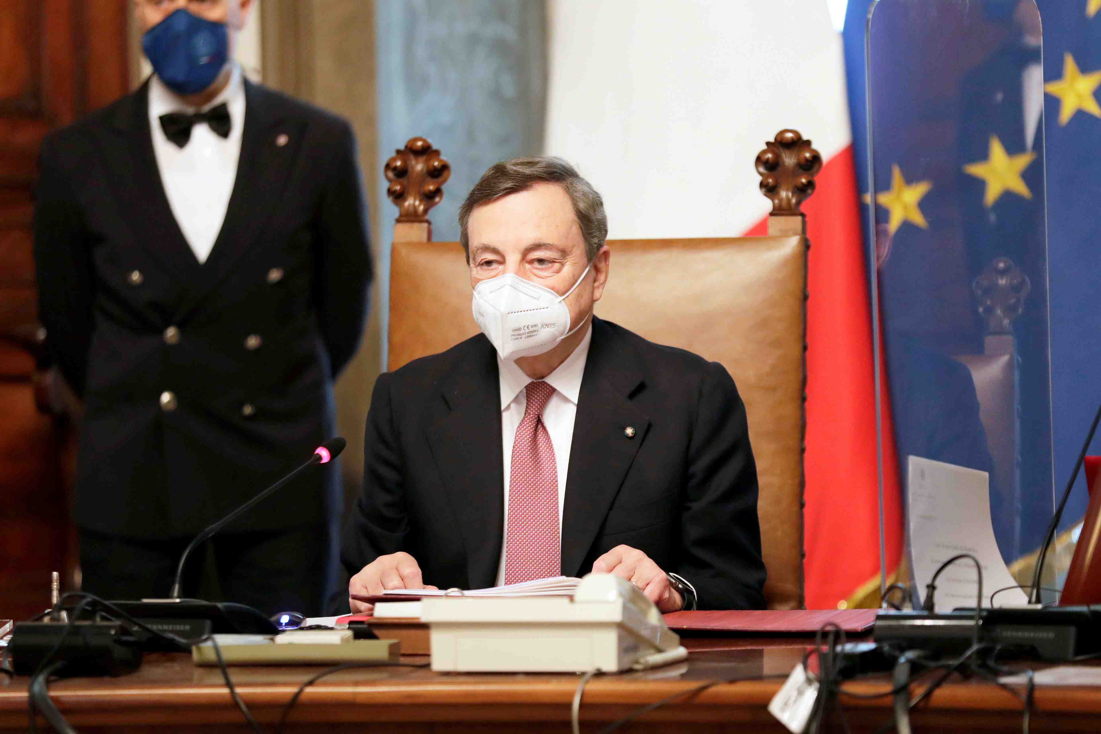 Coronavirus/italie: draghi nomme un militaire pour accelerer les vaccinations