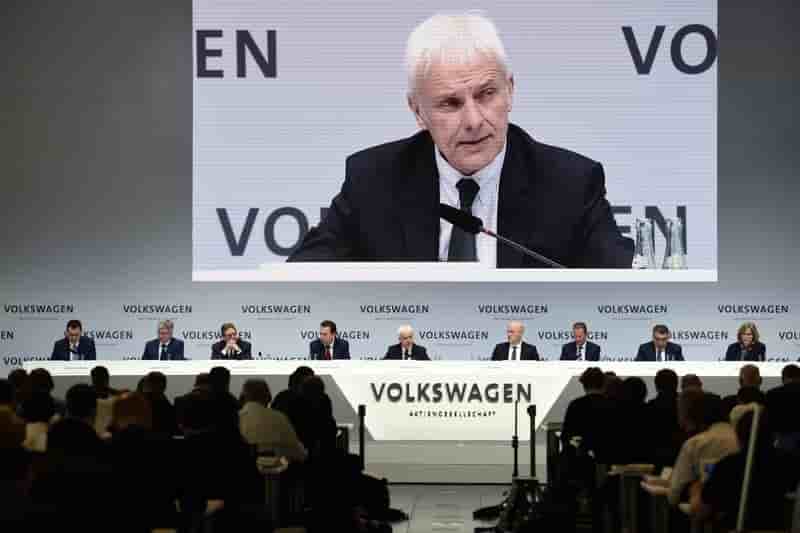 Le pdt de vw n'exclut pas des discussions de fusion avec fiat