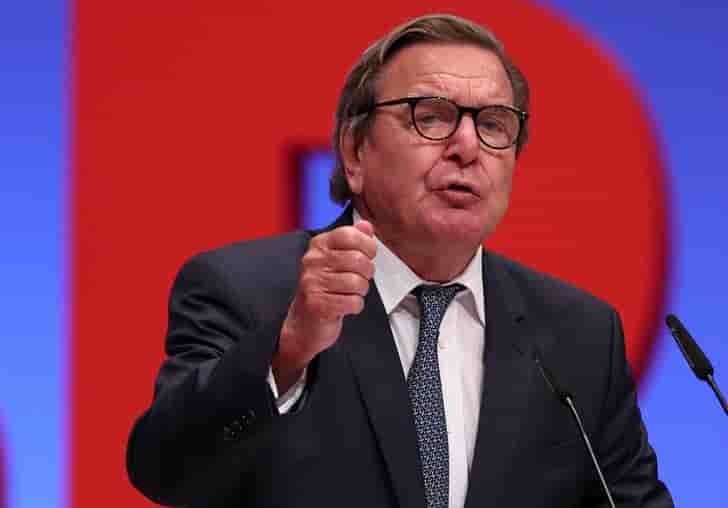 Schroder appelle le spd a se mobiliser pour les legislatives