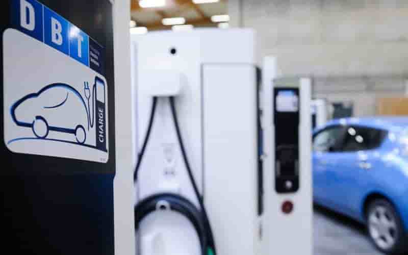 DBT, fabricant français de bornes de recharge électrique