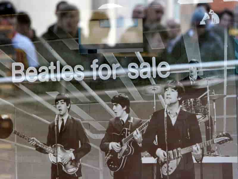 Sony songerait a ceder sa filiale detenant les titres des beatles