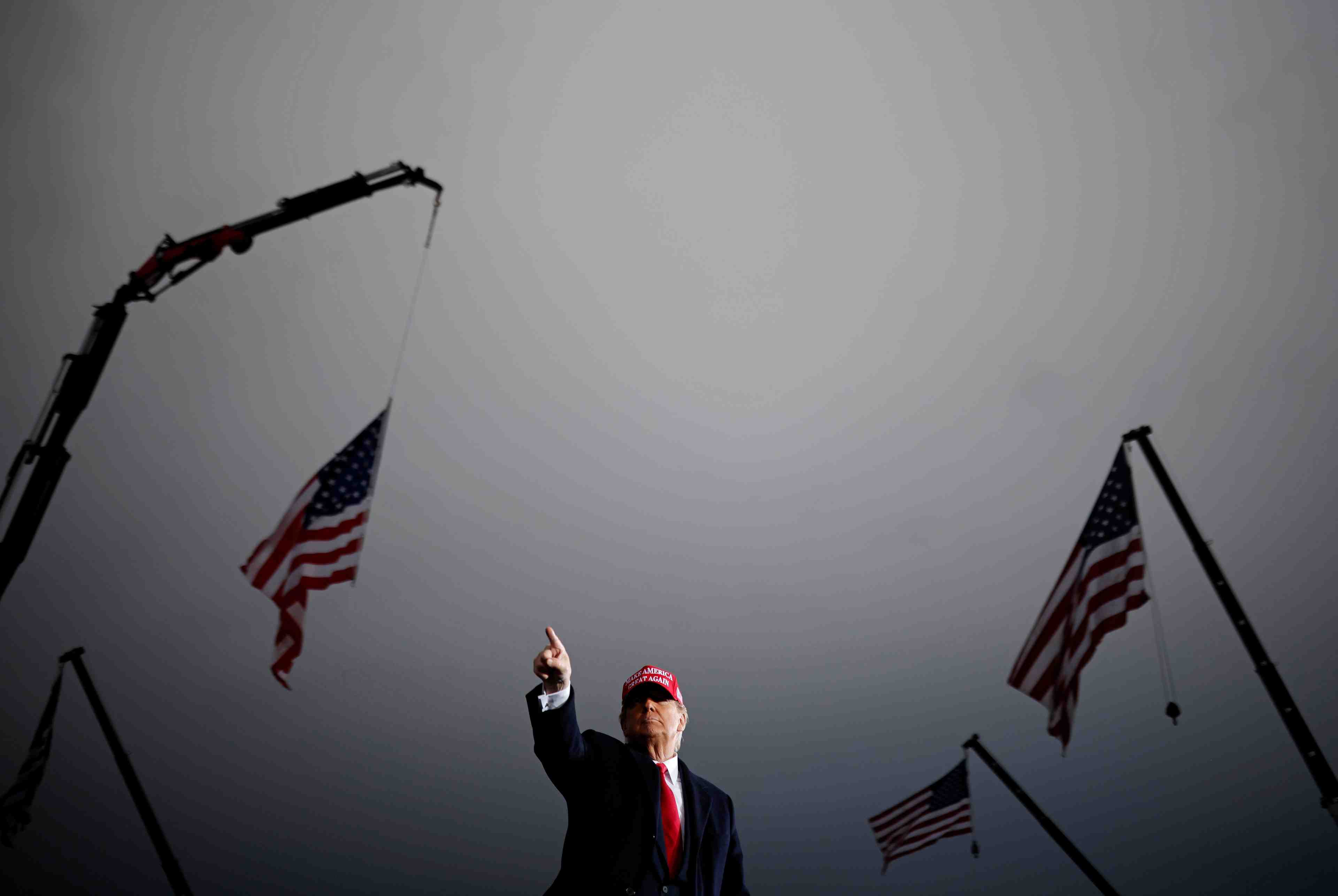 Usa 2020: trump, dans le michigan, s'en prend a la gouverneure democrate