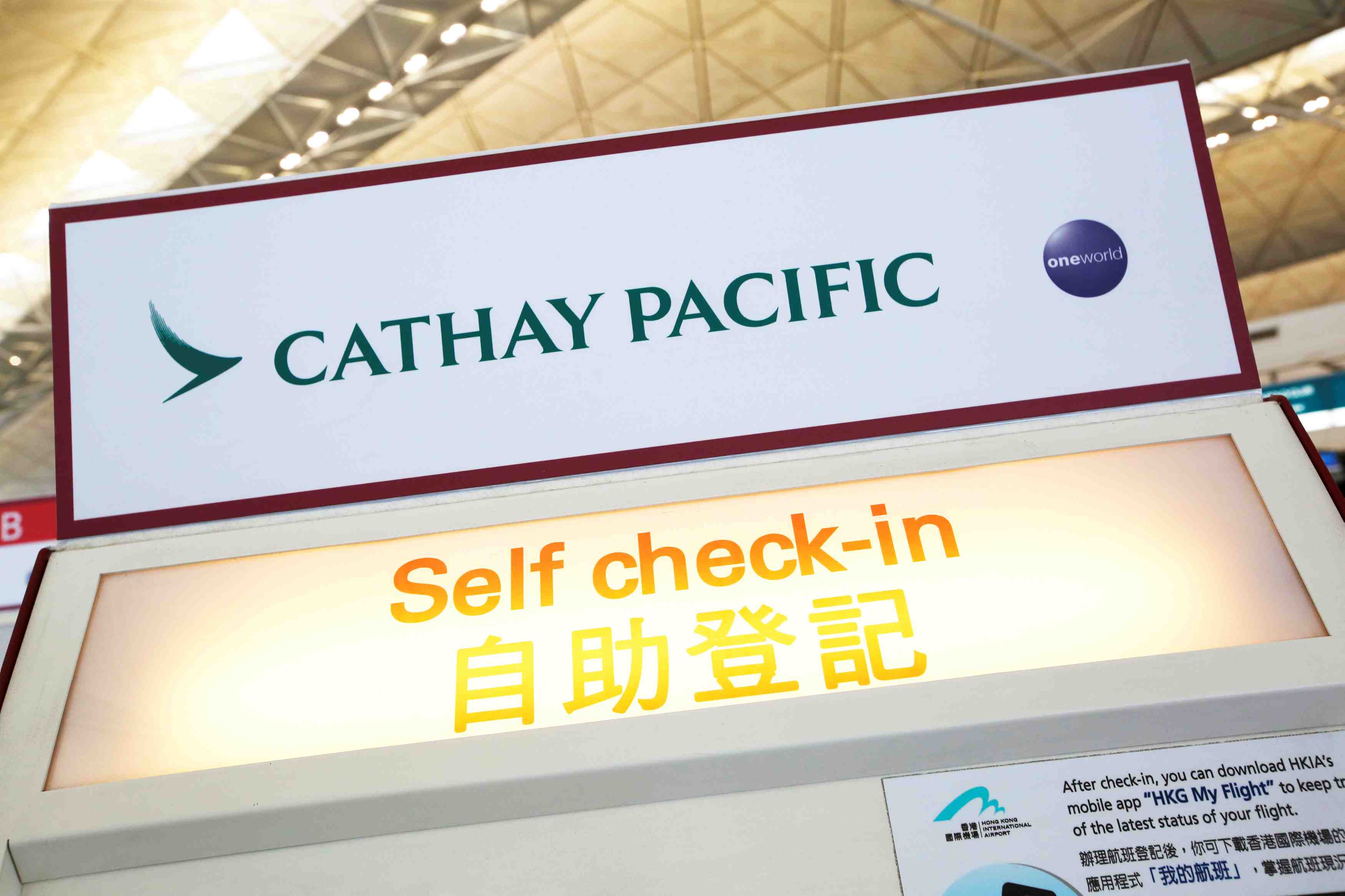 Cathay pacific, affecte par la crise sanitaire, va supprimer 5.900 emplois