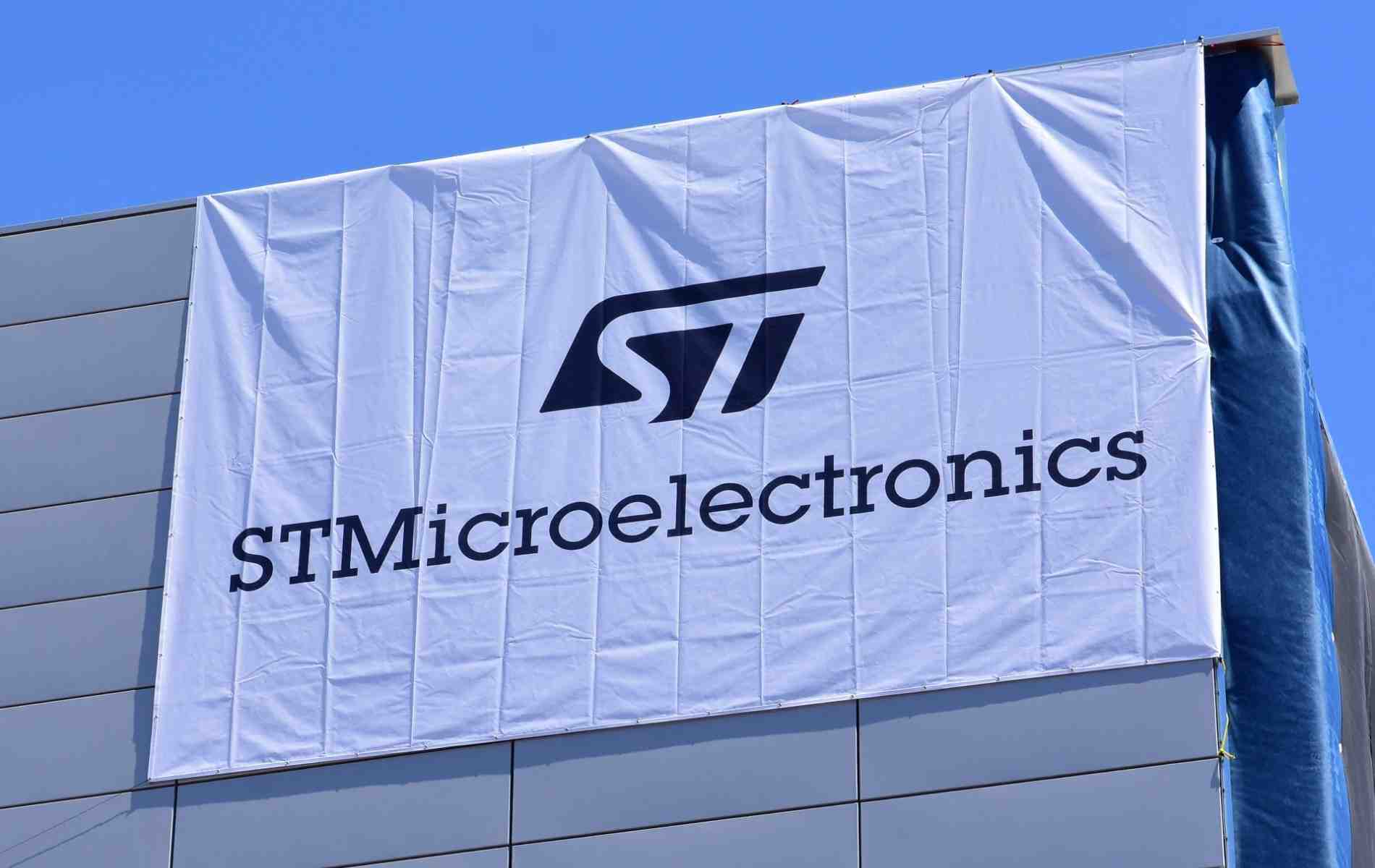 le fabricant franco-italien STMicroelectronics a annoncé que son résultat net s'est établi à 513 millions de dollars durant les trois premiers mois de l'année, soit une baisse de 50,9% par rapport au premier trimestre 2023.