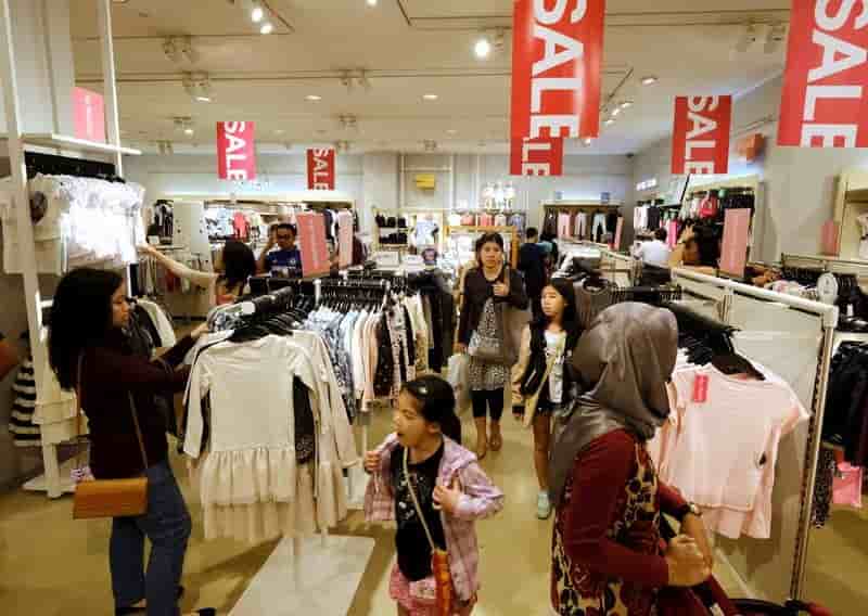 France: la consommation des menages repart en baisse en juin