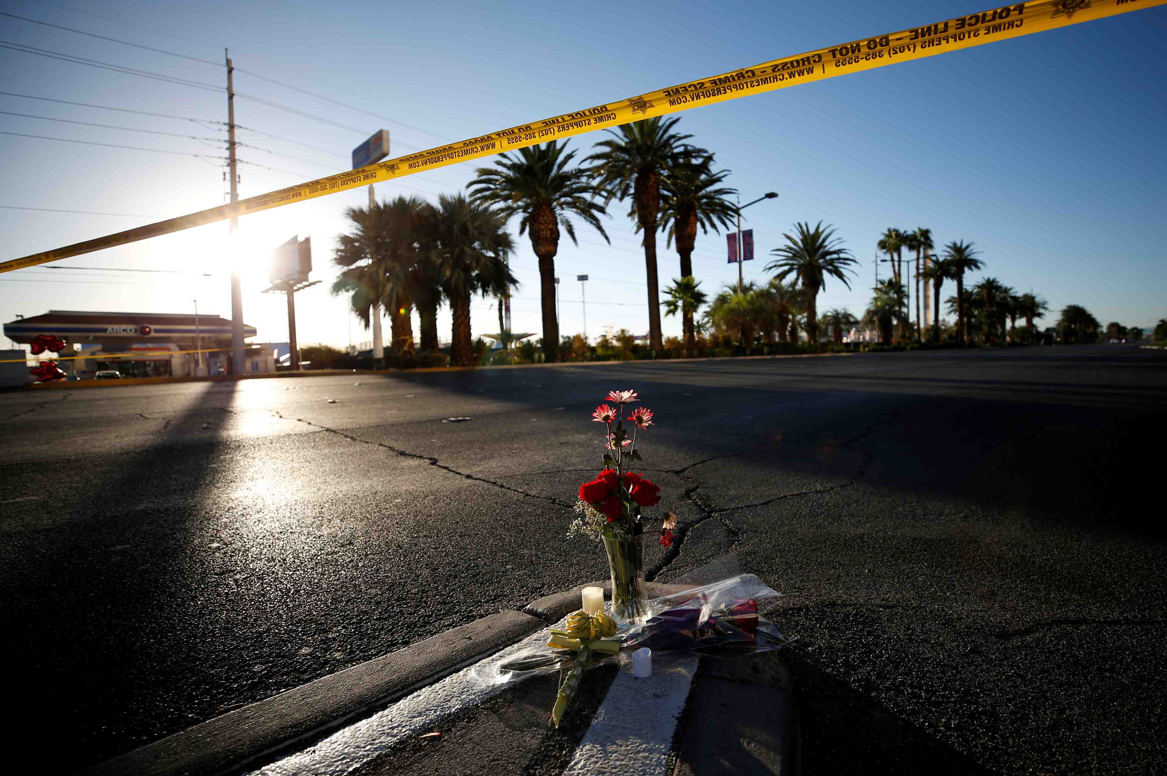 Las vegas: la compagne de paddock est arrivee a los angeles