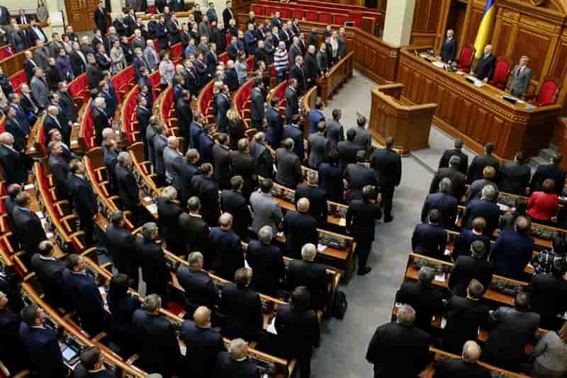 Le parlement ukrainien revient sur les lois anti-manifestations