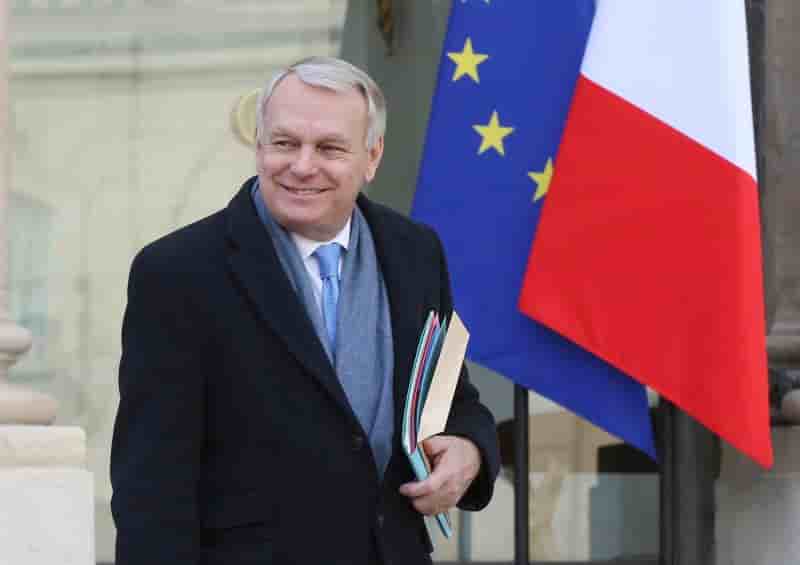 "J'ai l'intention de rester", dit Jean-Marc Ayrault