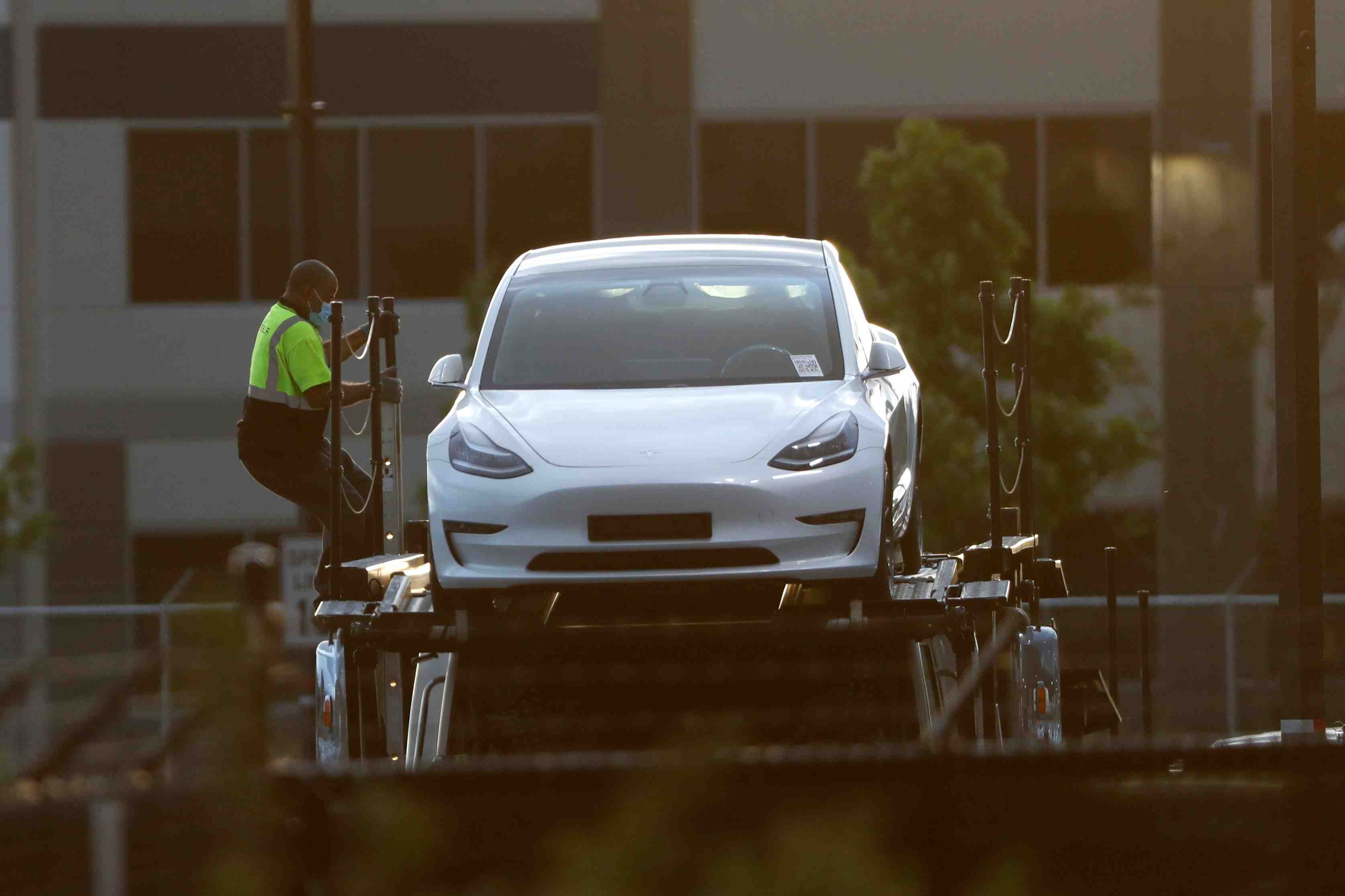 Usa: chute historique de la production industrielle en avril
