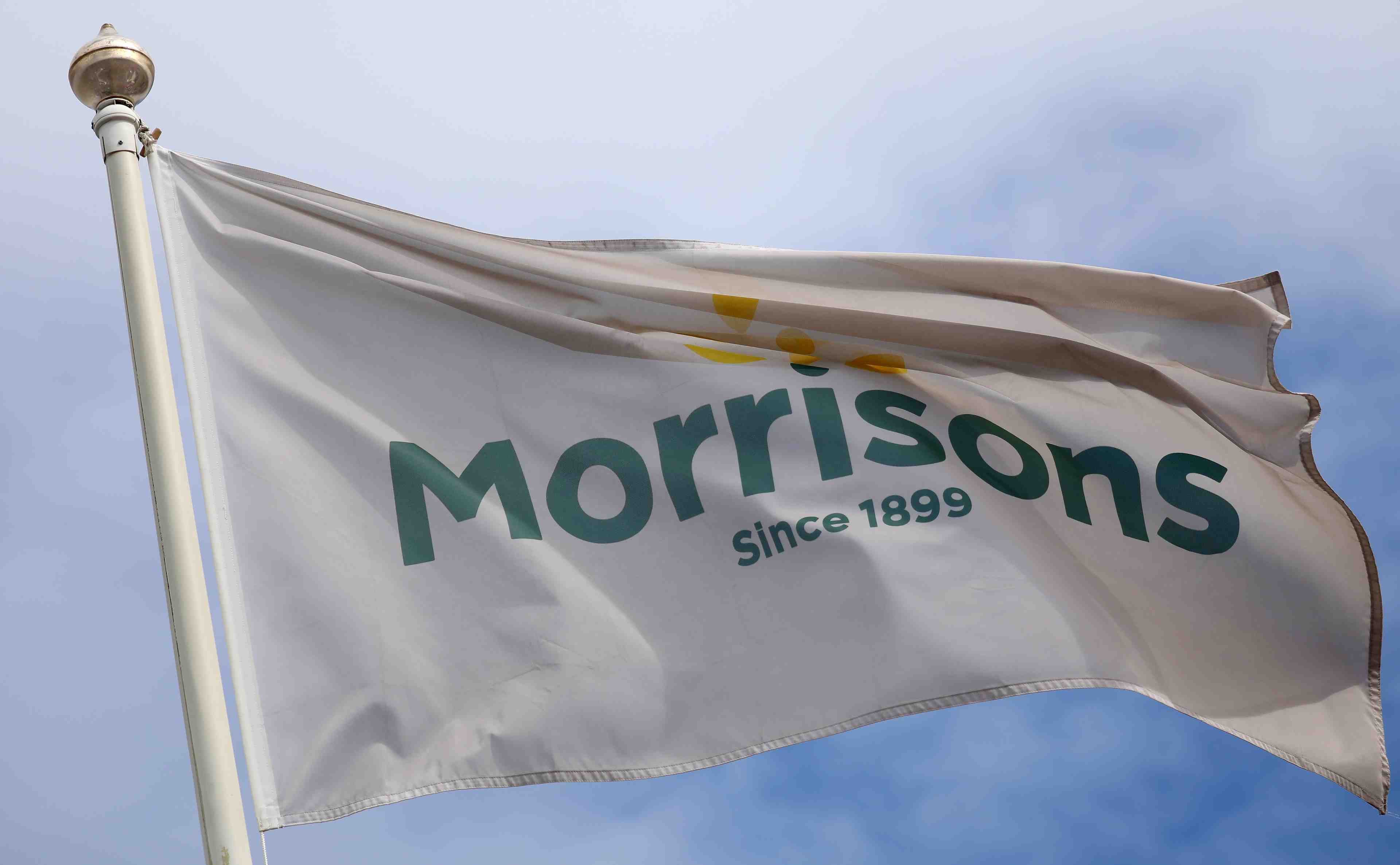 Grande-bretagne: le fonds cd&r gagne les encheres pour le rachat de morrisons