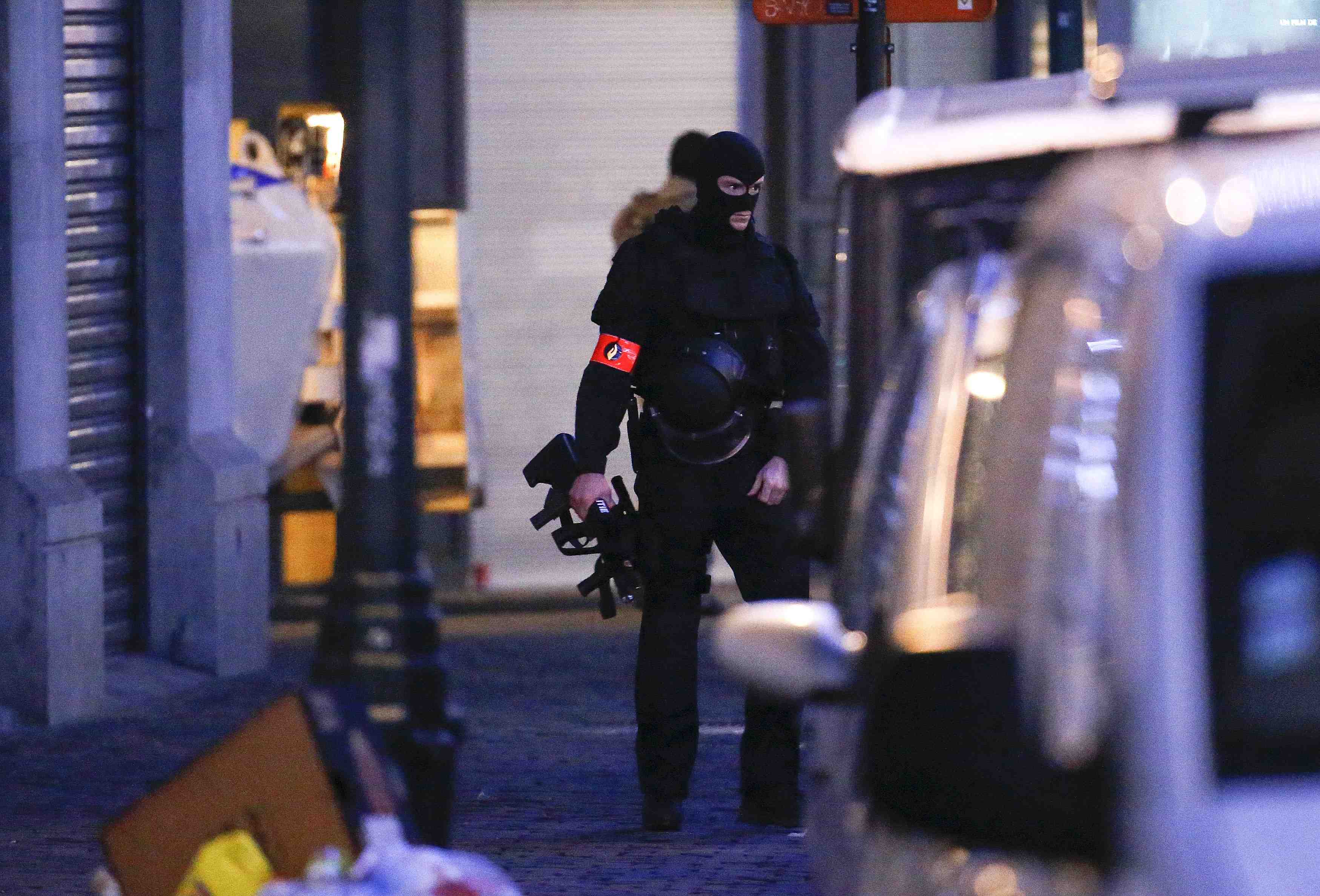 Deux arrestations en belgique dans l'enquete sur le 13 novembre