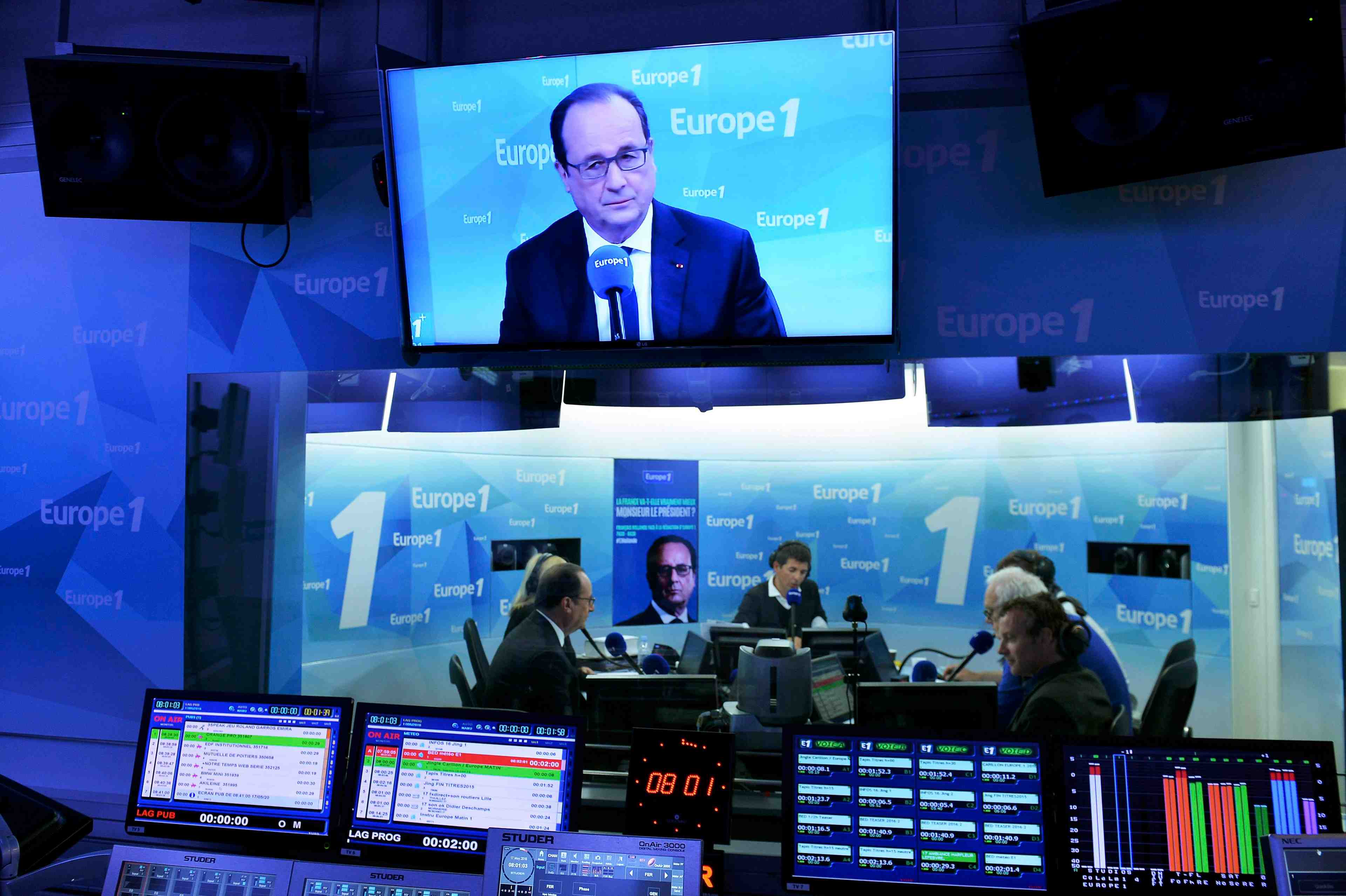 Francois hollande determine a ne pas ceder sur la loi travail