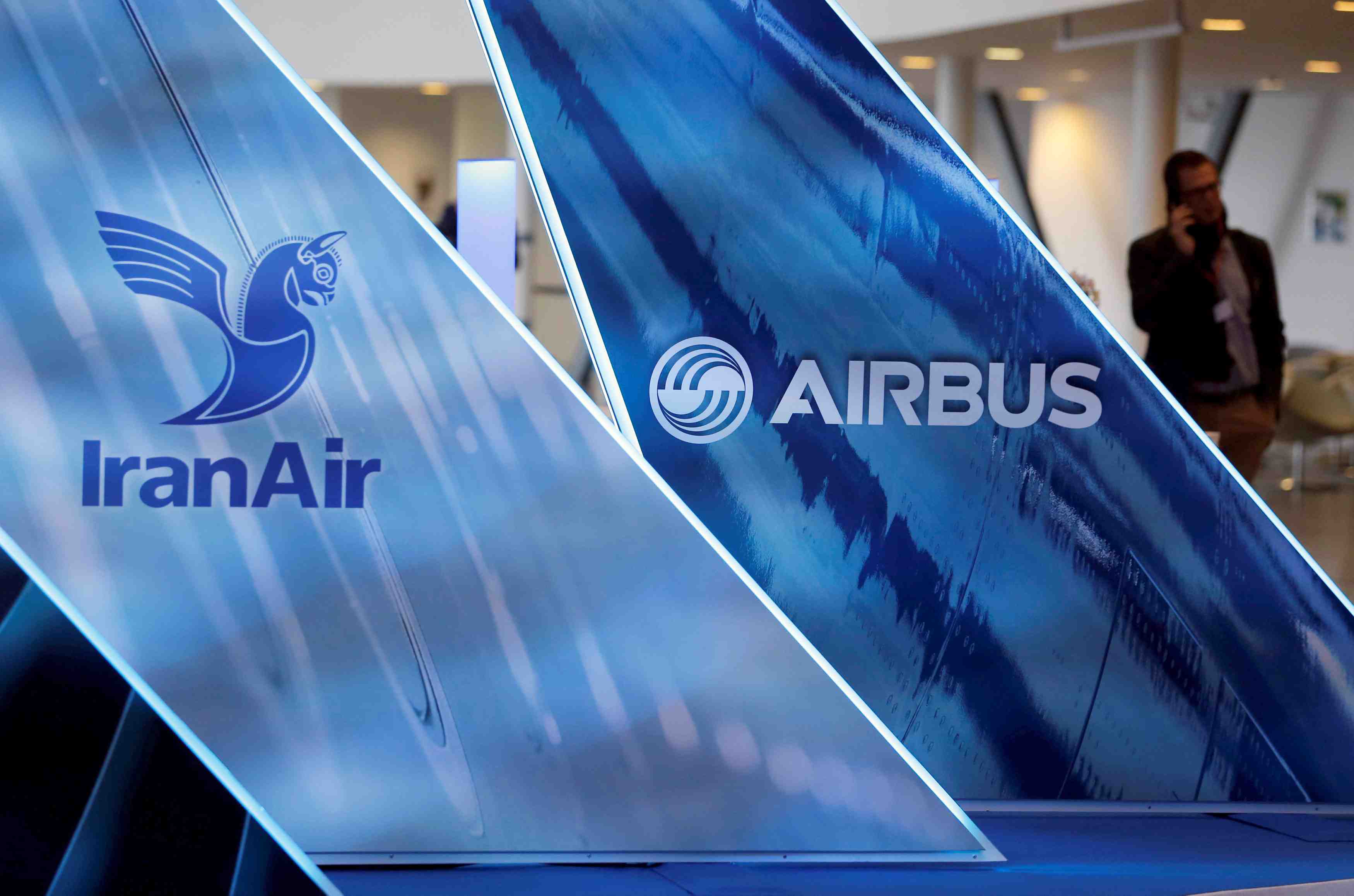 Iran: discussions engagees avec airbus et atr avant les sanctions