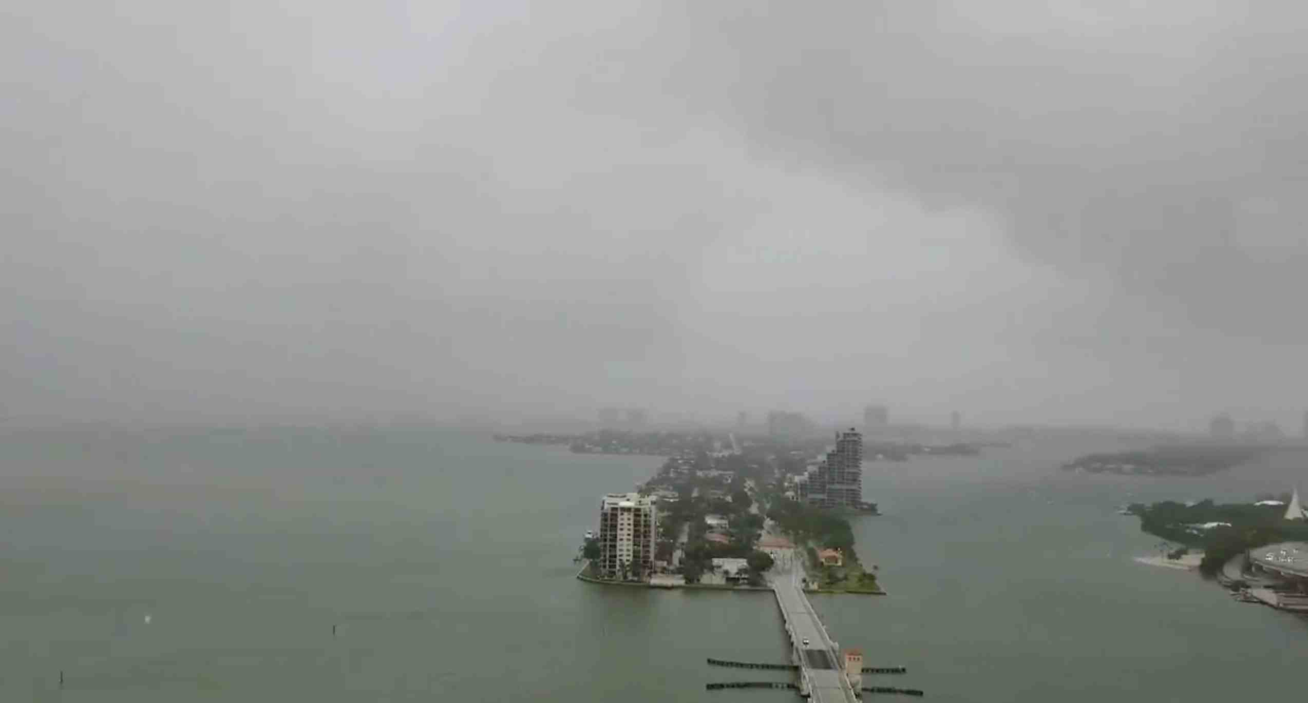 La tempete tropicale gordon menace la cote americaine du golfe