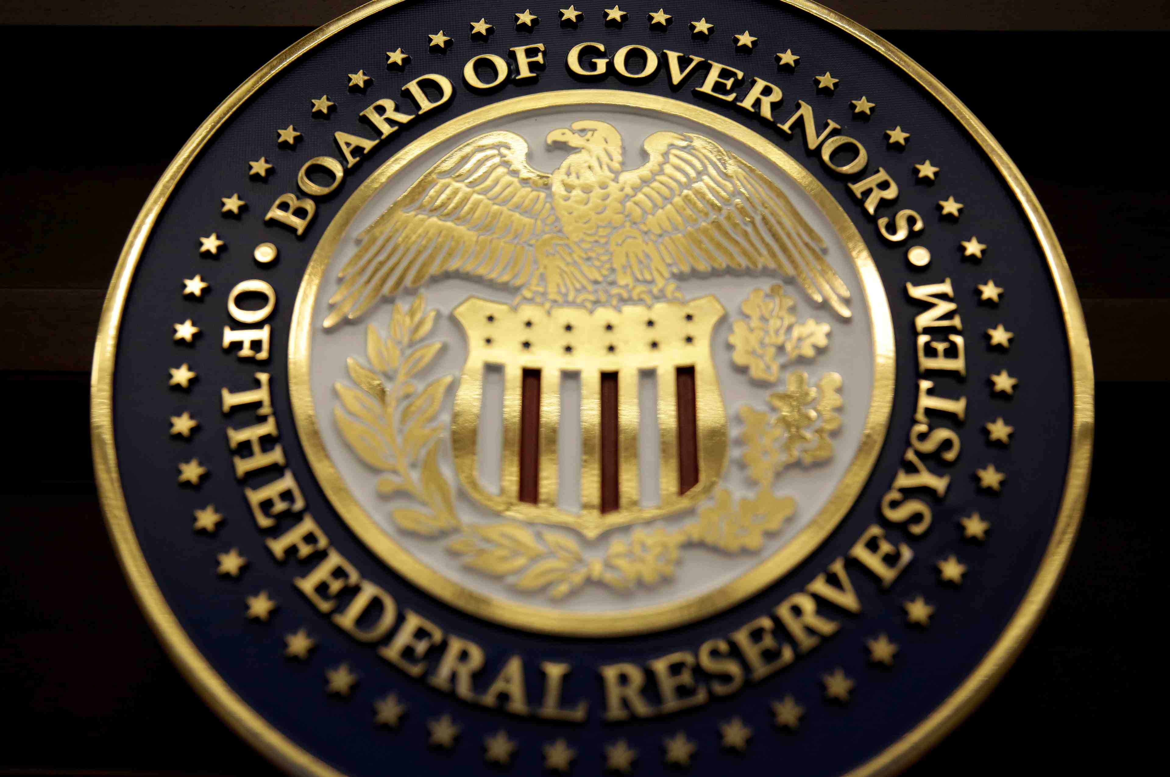 Malgre trump, la fed pense qu'il faut encore relever les taux