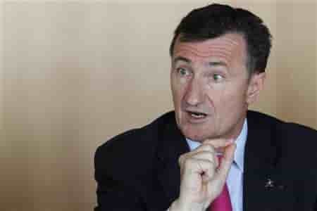 2011-02-10T071043Z_01_APAE7190JY400_RTROPTP_3_OFRBS-DASSAULT-SYSTEMES-RESULTATS-20110210.JPG
