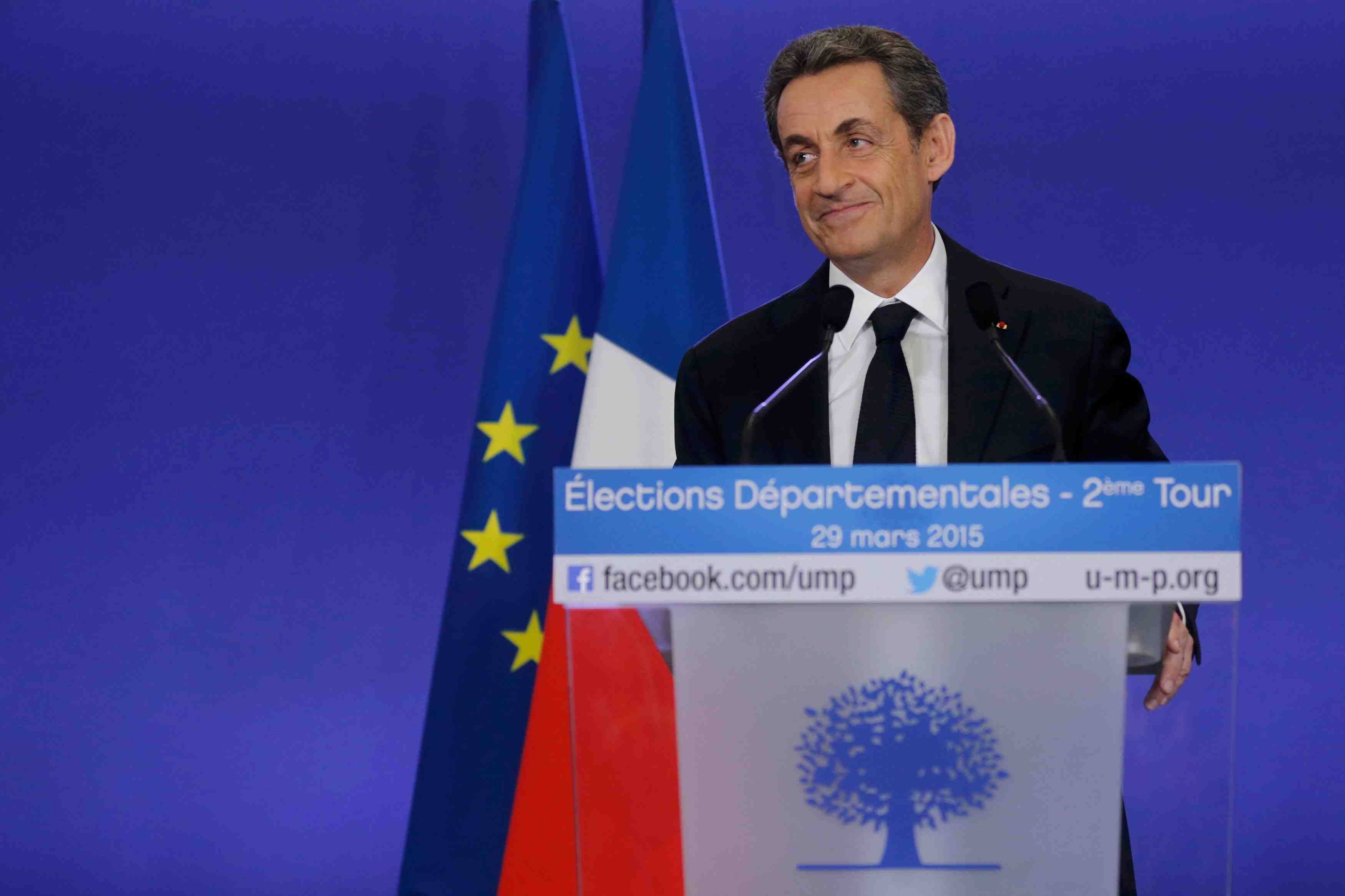 Nicolas sarkozy salue une etape historique vers l'alternance