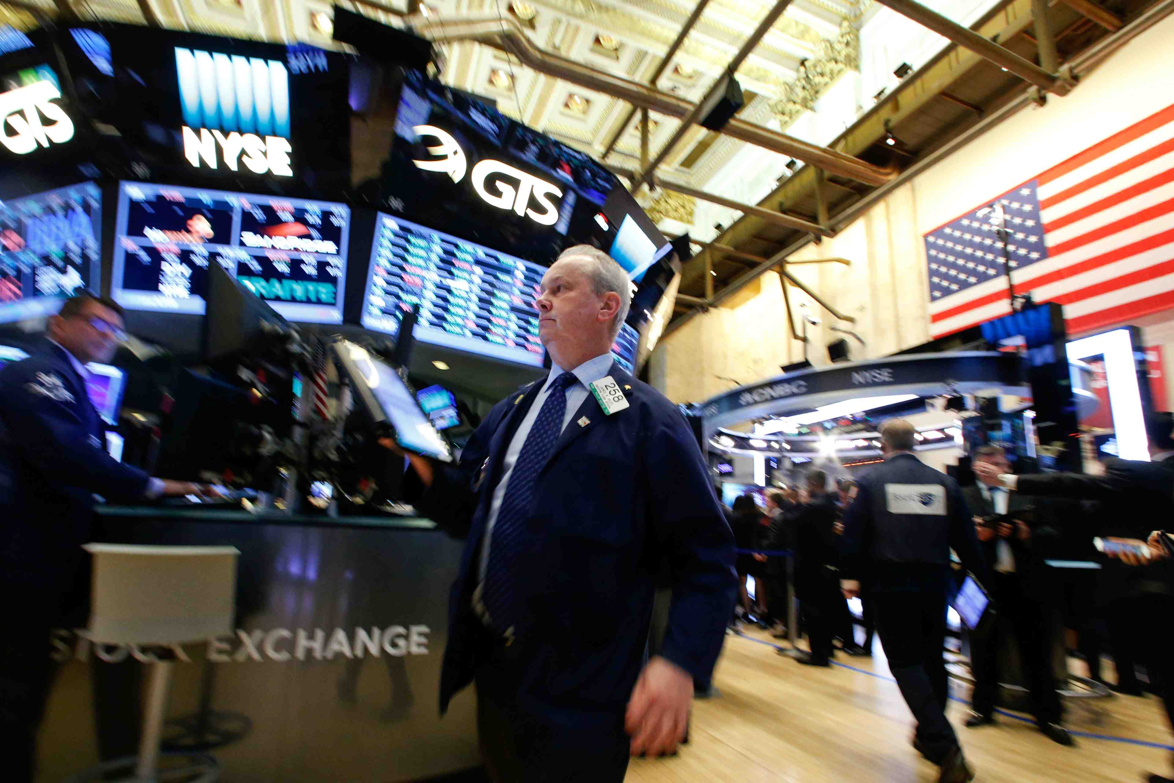 La bourse de new york finit sur une note stable