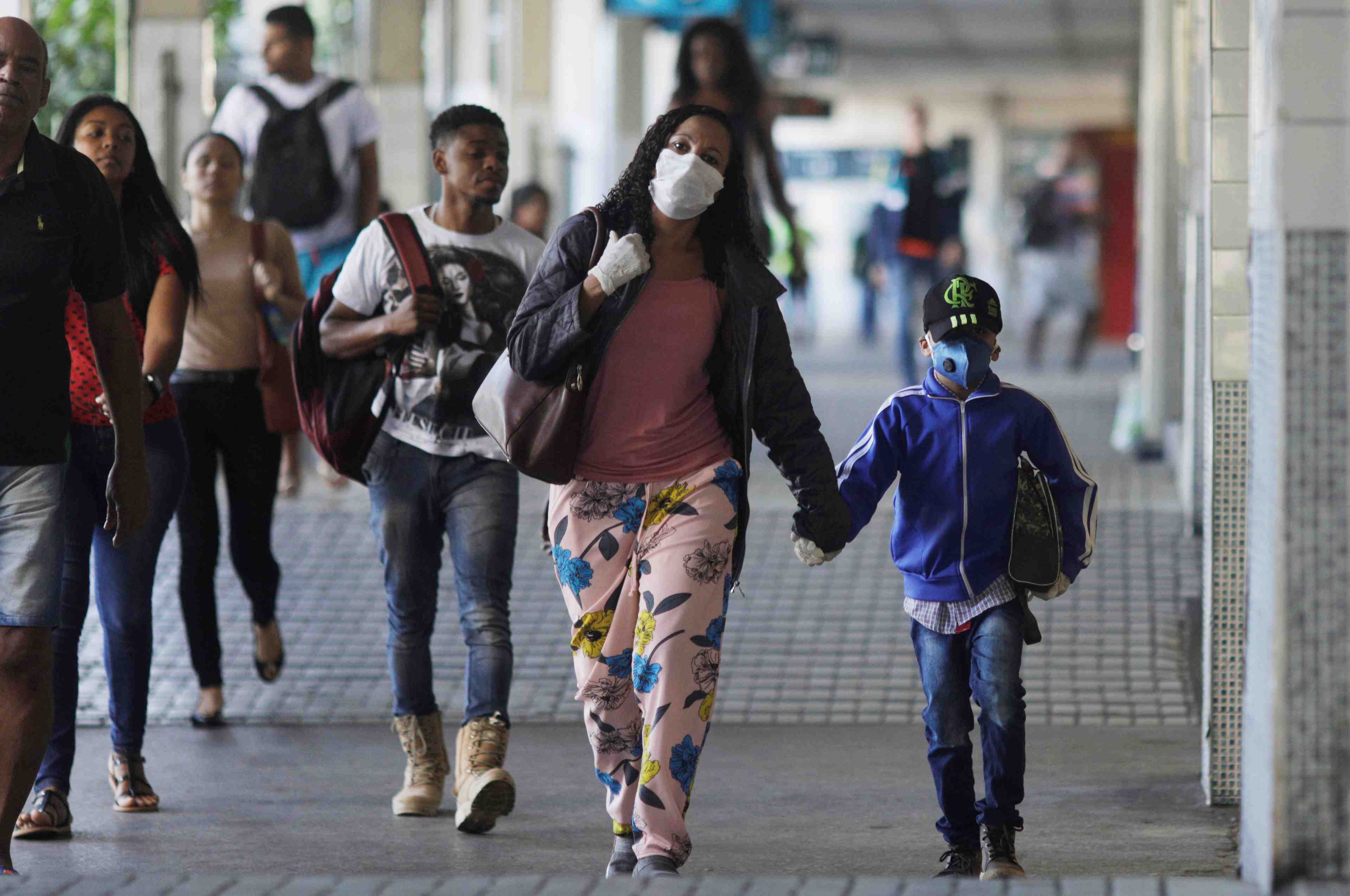 Coronavirus: plus de 19.000 nouveaux cas confirmes au bresil