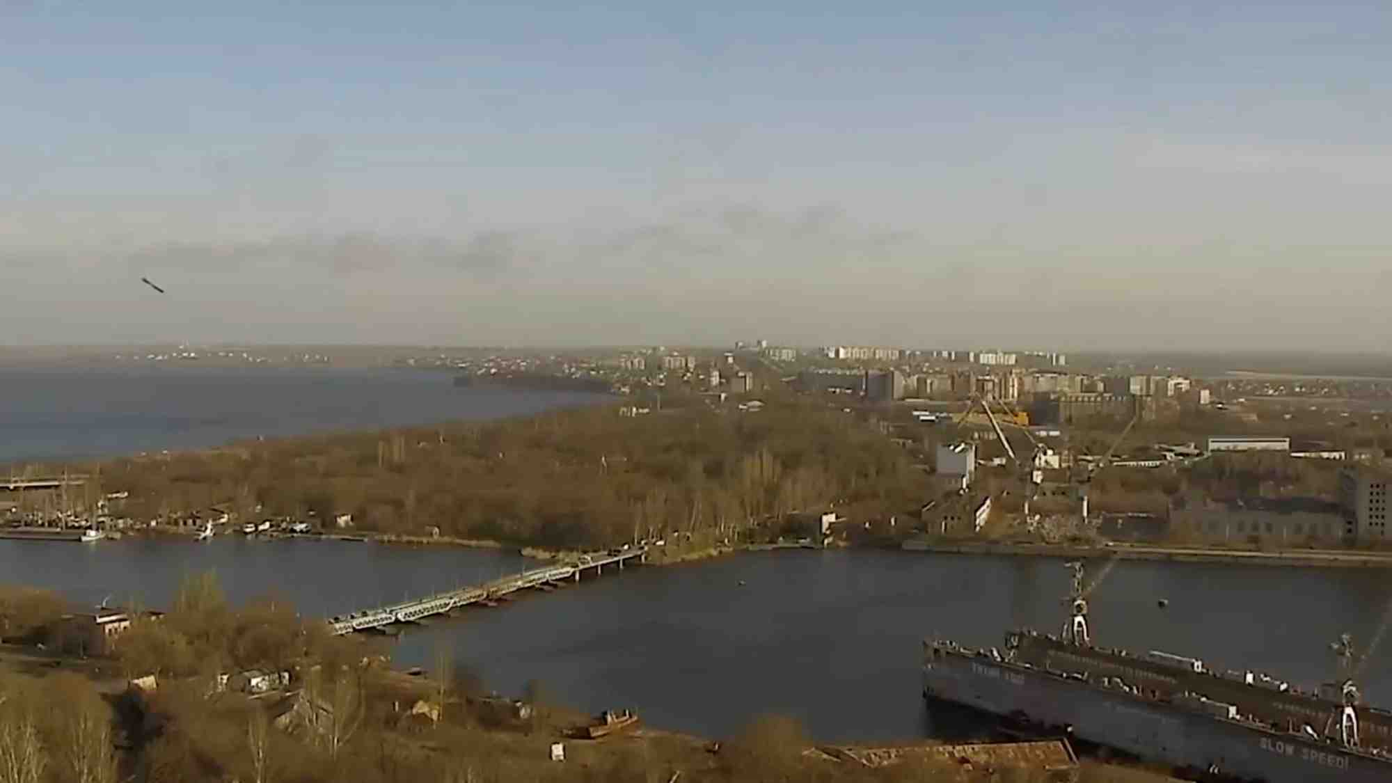 Ukraine: bombardement russe sur une infrastructure portuaire a mykolaiv, selon le maire