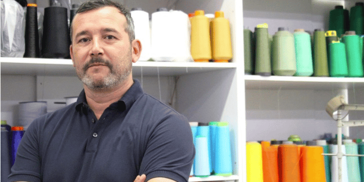 Nicolas Gomarir est le fondateur de la PME LCS Groupe-Le Maillot Français qui a fait le pari de l'industrie textile à la française à Perpignan (38 salariés).