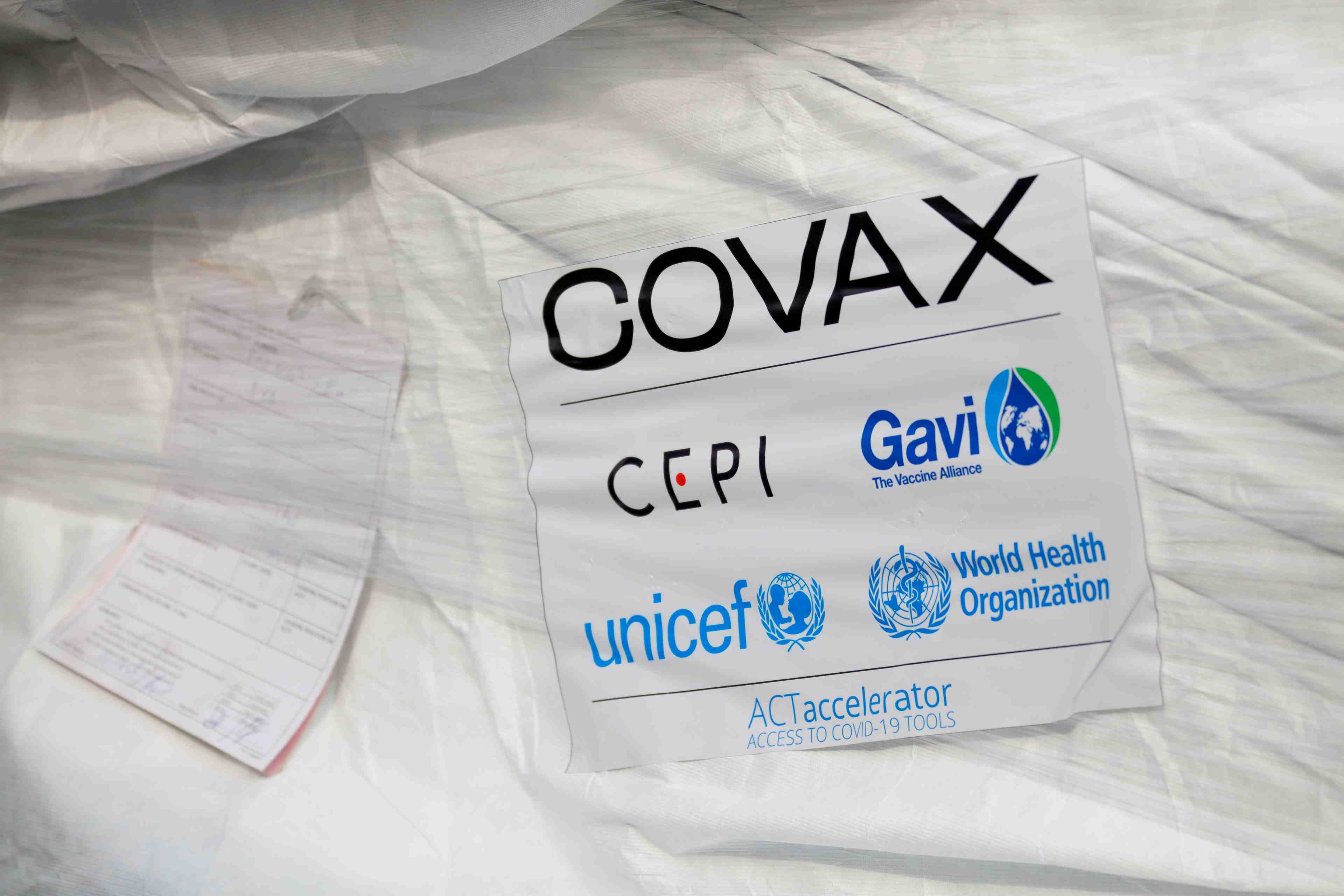 Coronavirus: l'alliance gavi conclut un accord avec j&j sur 200 millions de vaccins
