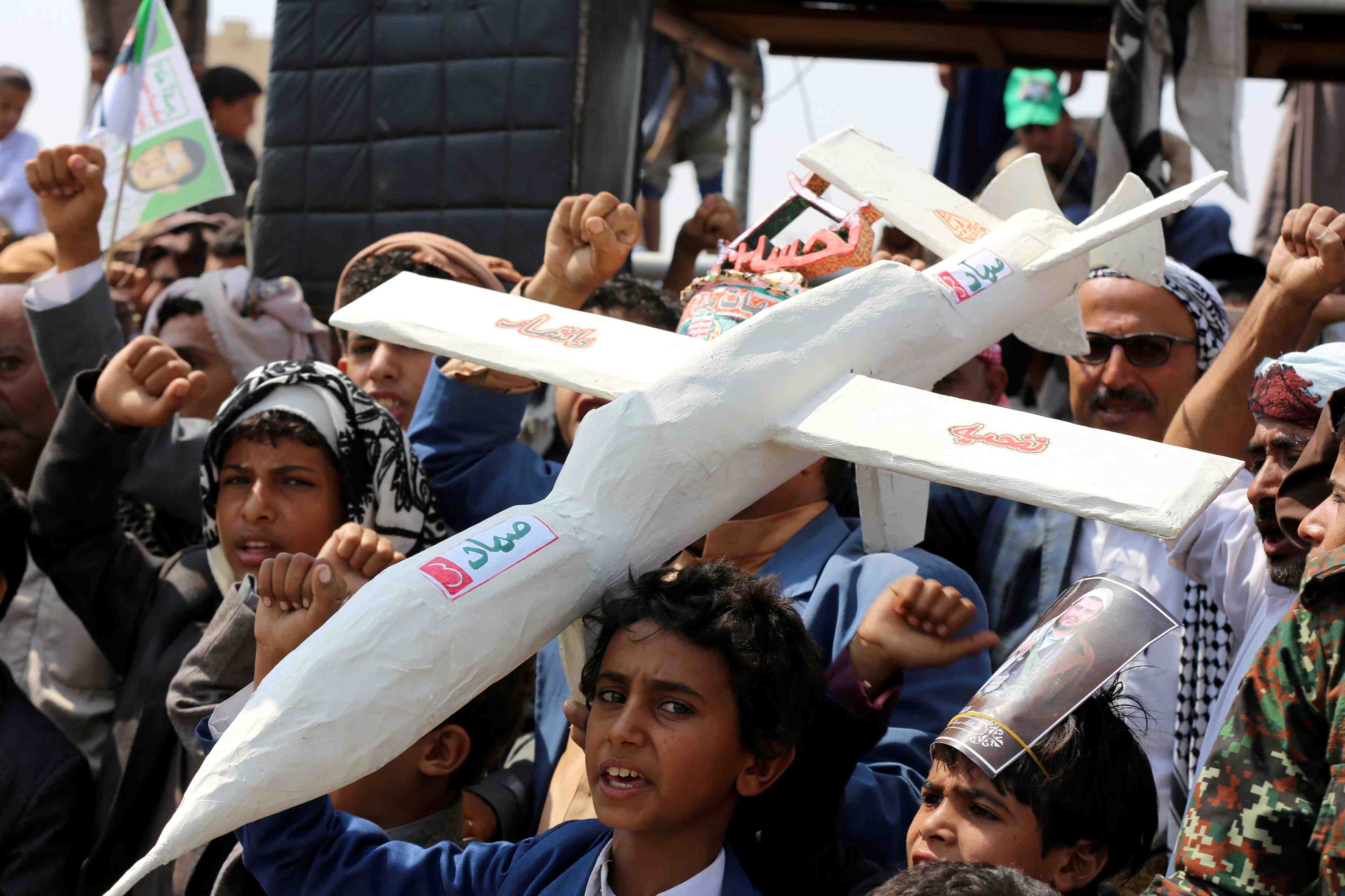 Les houthis disent avoir attaque des villes saoudiennes et des installations d'aramco