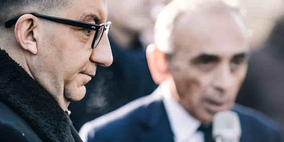 Jean Messiha (à gauche) et Éric Zemmour à Villers-Cotterêts en janvier 2022.