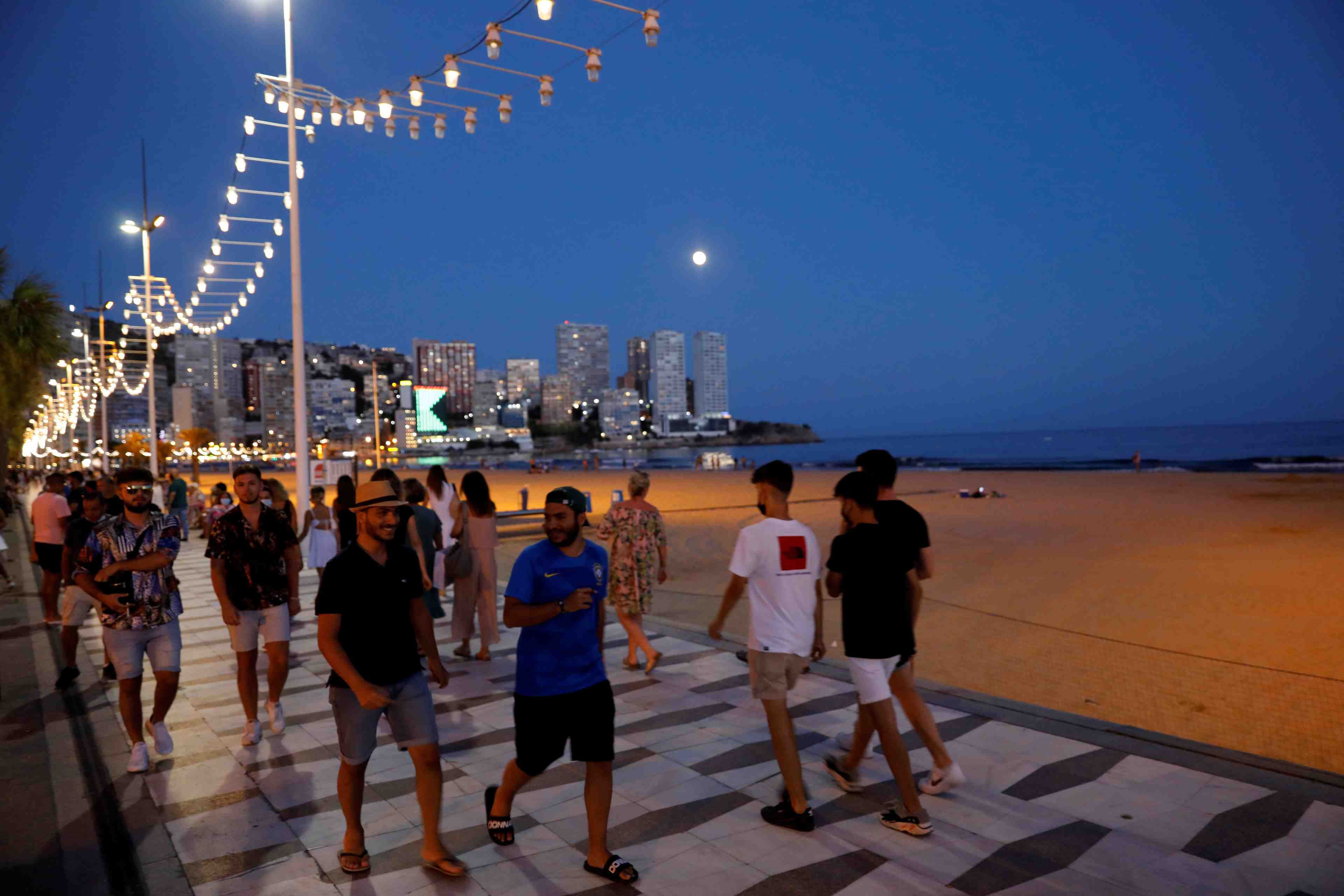 Coronavirus: les pays-bas assouplissent les restrictions de voyage
