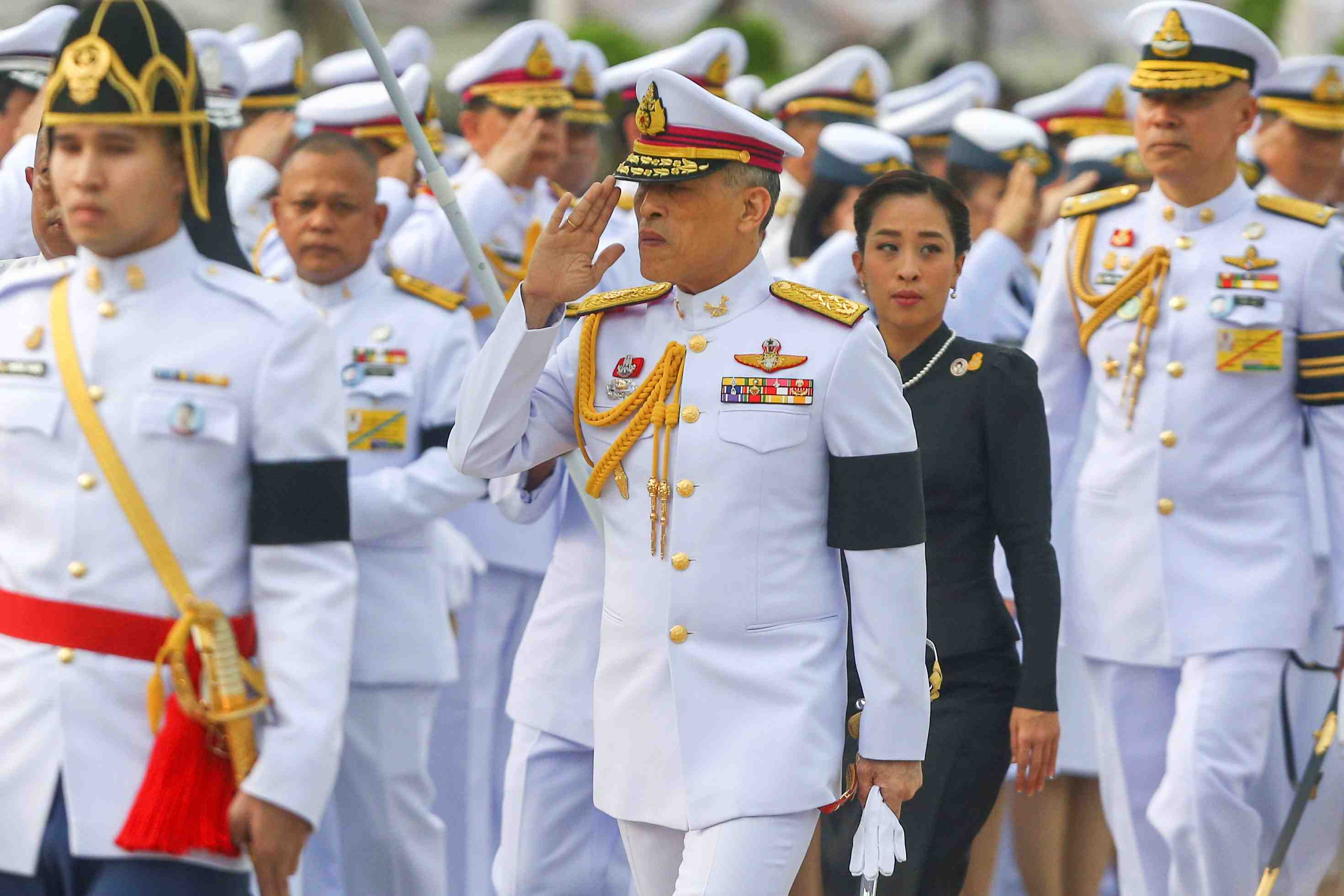 Nouvelle constitution promulguee en thailande
