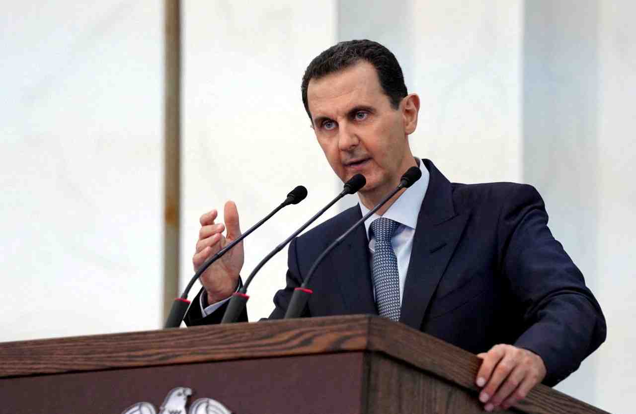 Le president syrien bachar al-assad s'adresse aux nouveaux membres du parlement a damas