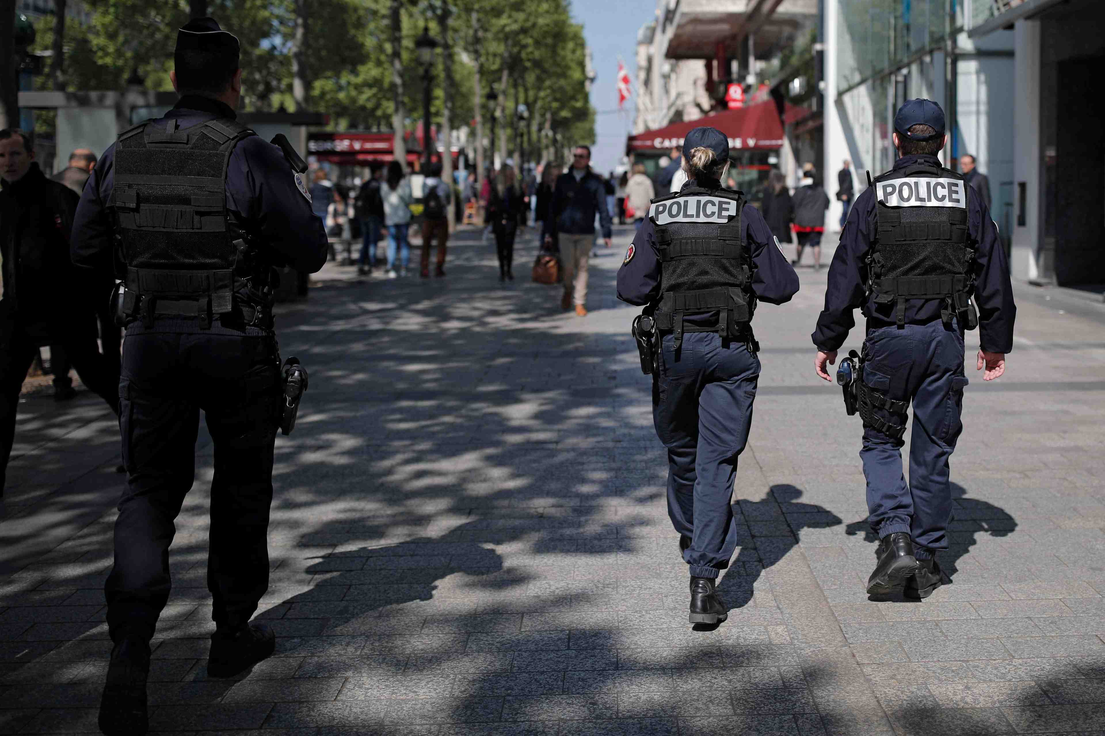 Un complice presume de cheurfi defere devant un juge