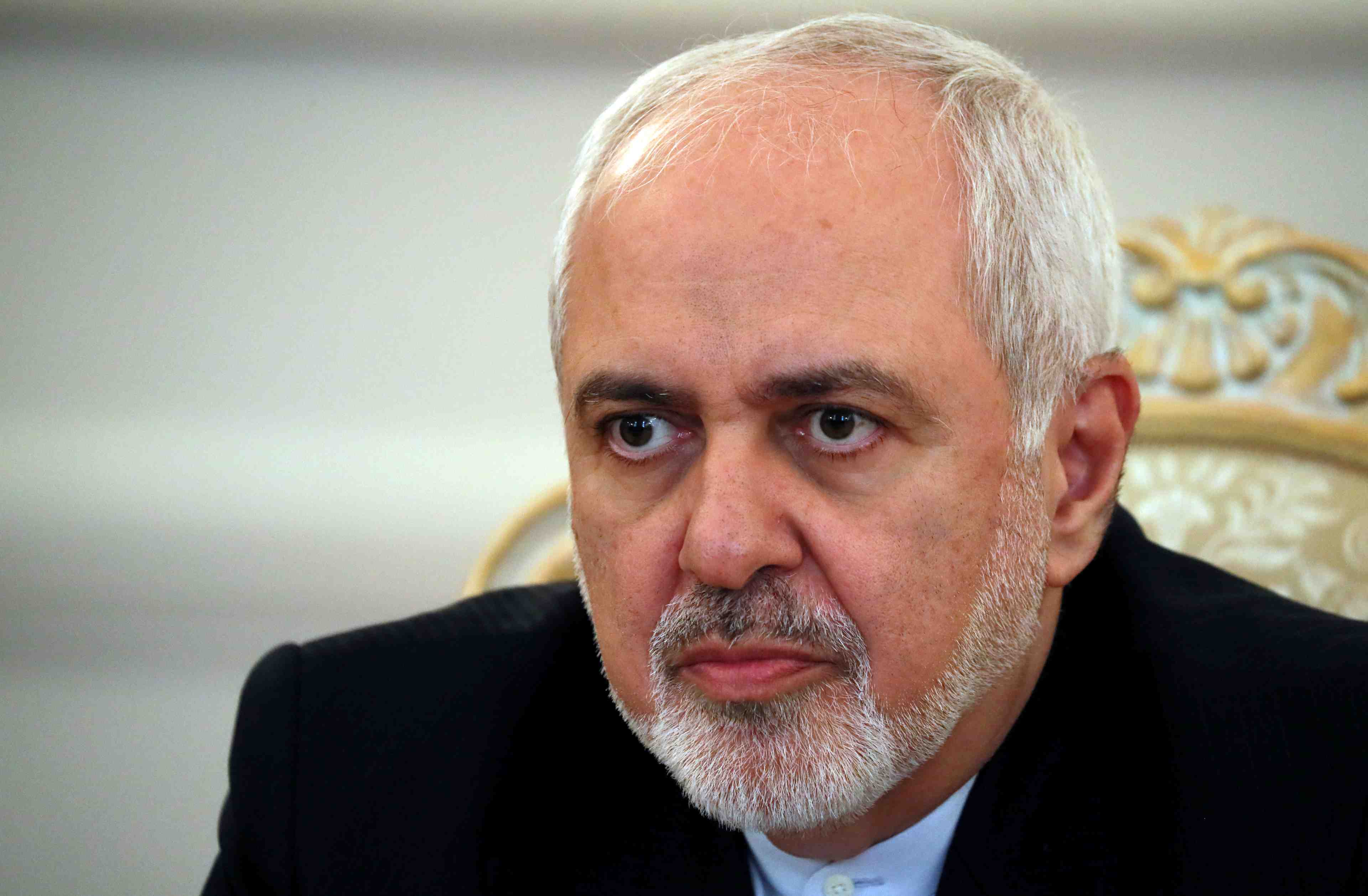 Le chef de la diplomatie iranienne ecarte l'hypothese d'un conflit arme
