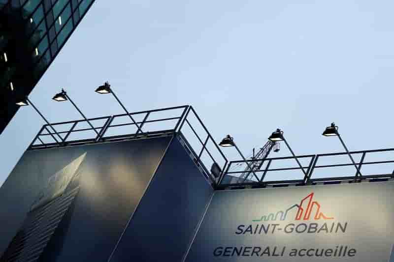 St-gobain devrait etre fixe sur sika d'ici fin 2018, dit le pdg
