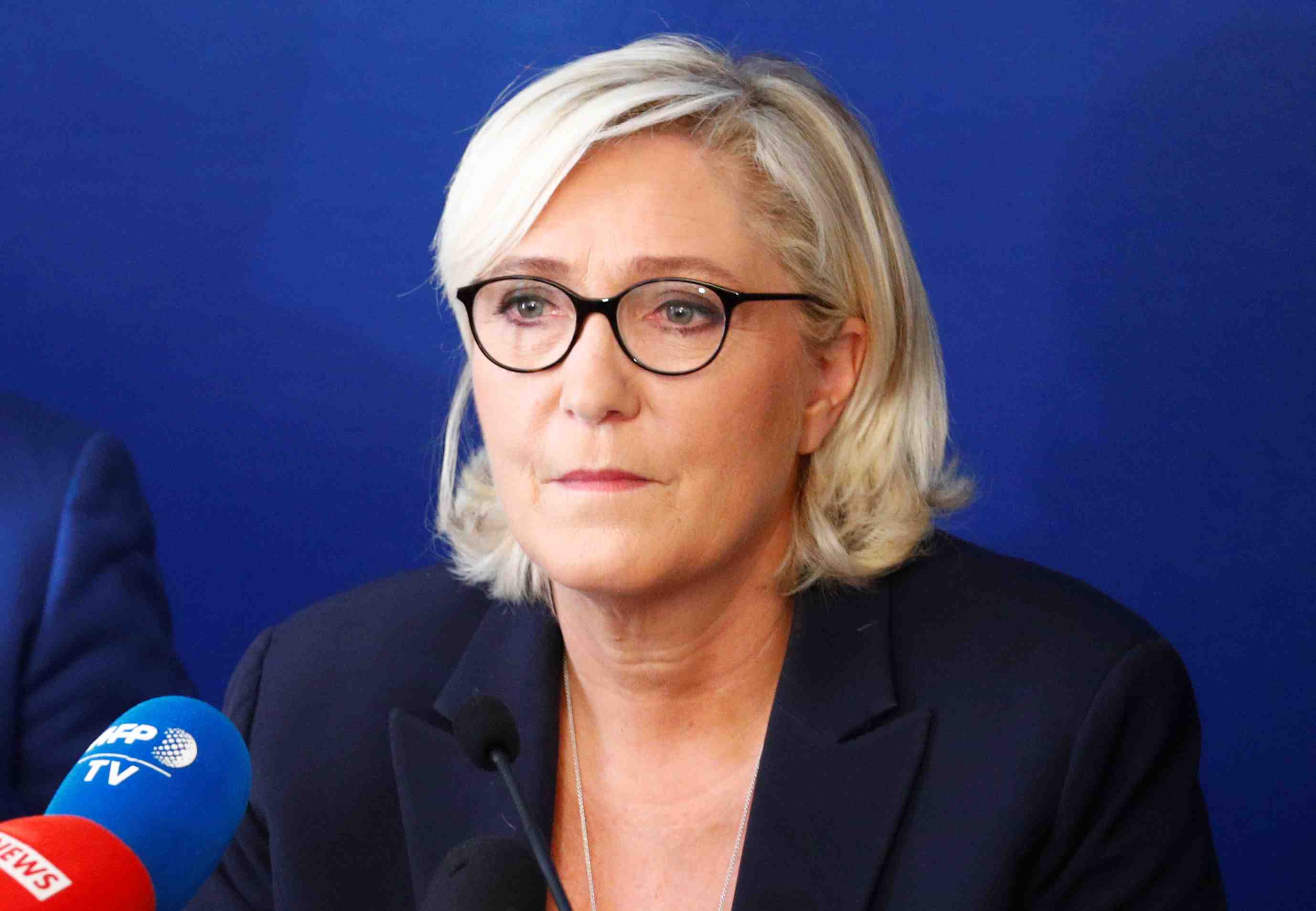 Francophonie: le pen s'indigne du soutien de macron a mushikiwabo