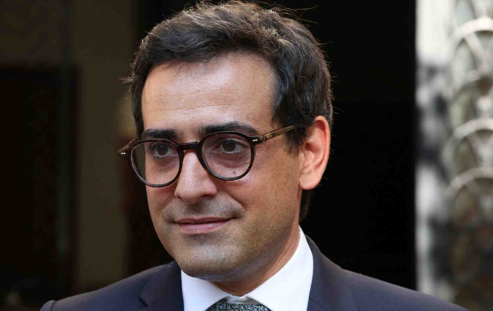 Emmanuel Macron a proposé le nom de son ministre démissionnaire des Affaires étrangères Stéphane Séjourné.