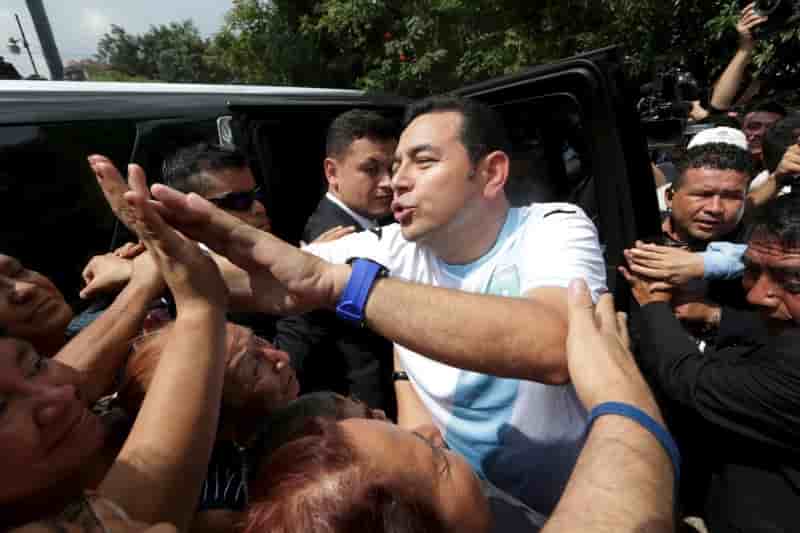 Un humoriste remporte la presidentielle au guatemala
