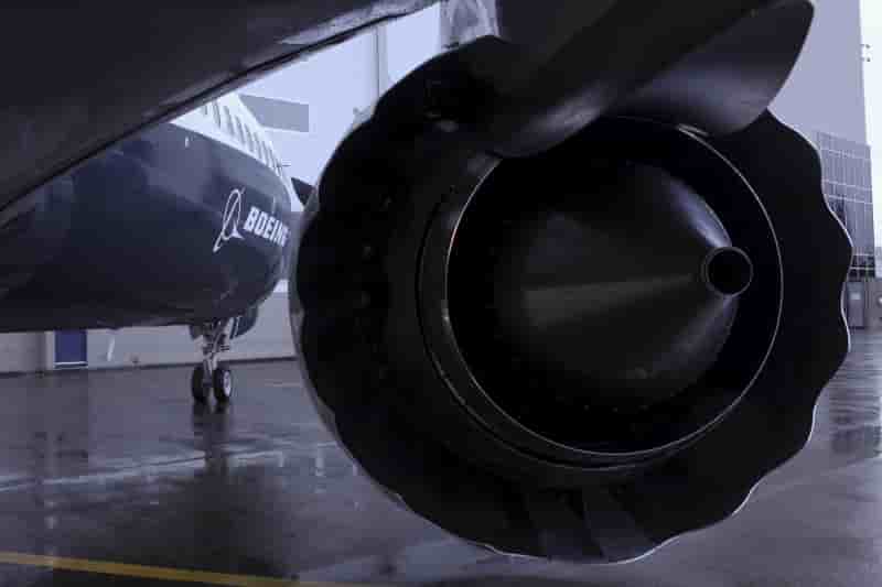 Boeing pourrait supprimer jusqu'a 8.000 postes cette annee