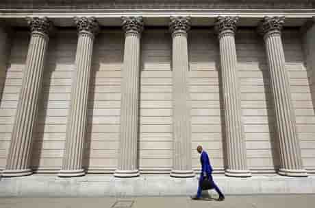 La banque d'angleterre devrait relever ses taux en 2022, selon vlieghe