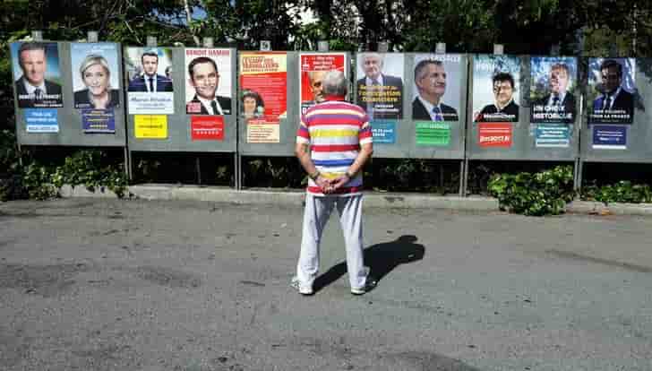 Quatre candidats dans un mouchoir de poche