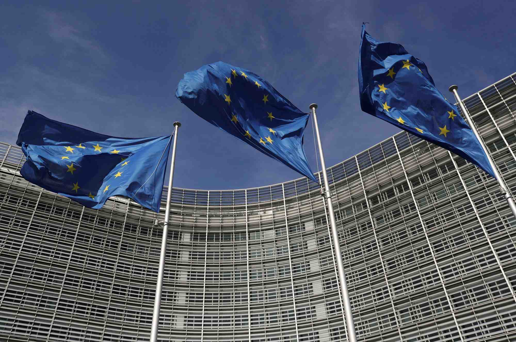 La justice europeenne se prononcera le 12 mai sur les recours fiscaux d'amazon et engie