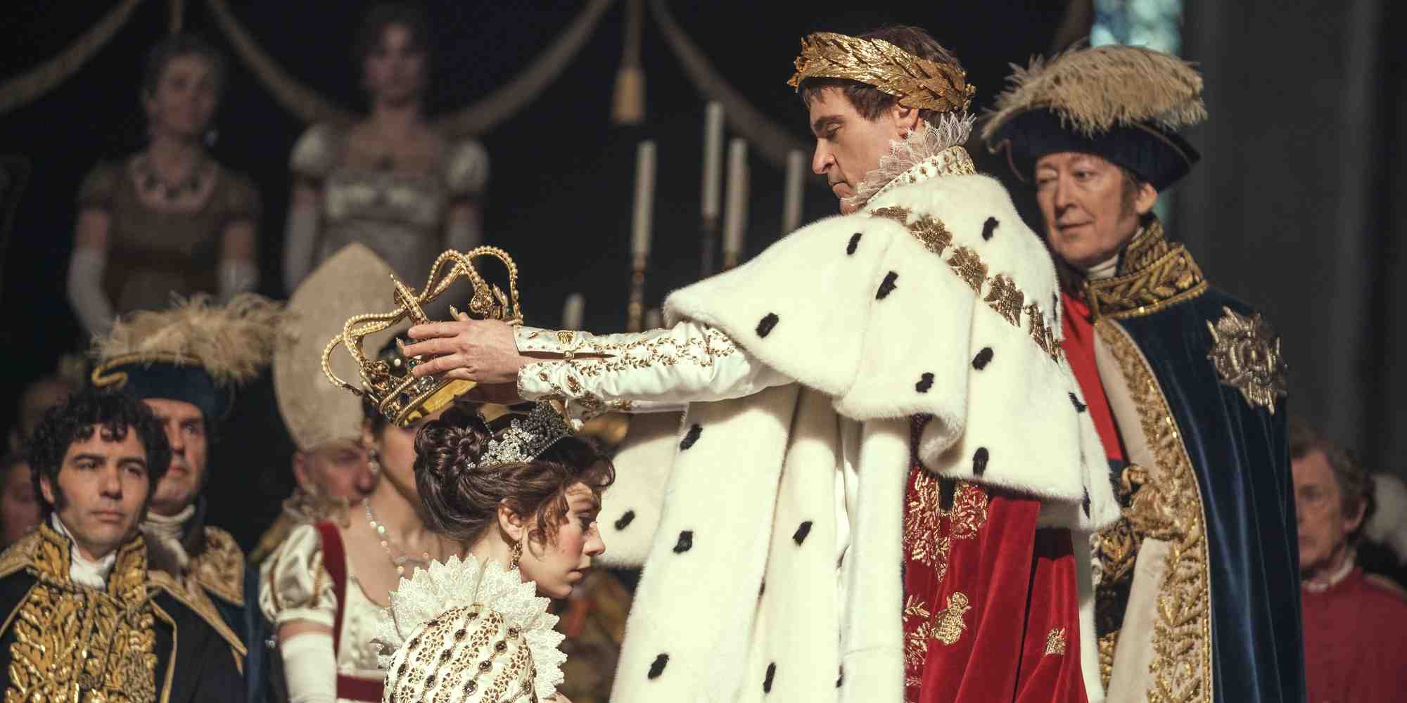 Tahar Rahim, Vanessa Kirby et Joaquin Phoenix.