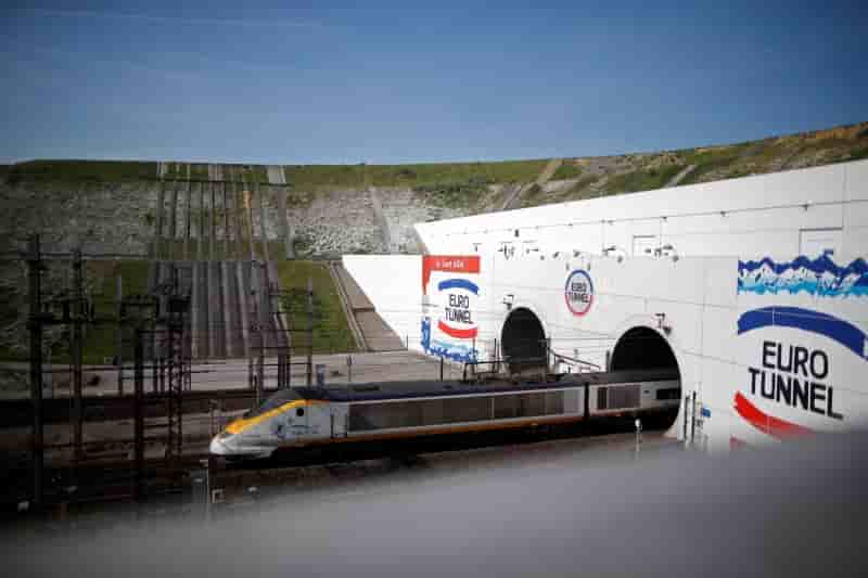 Eurotunnel anticipe des resultats 2015 en hausse