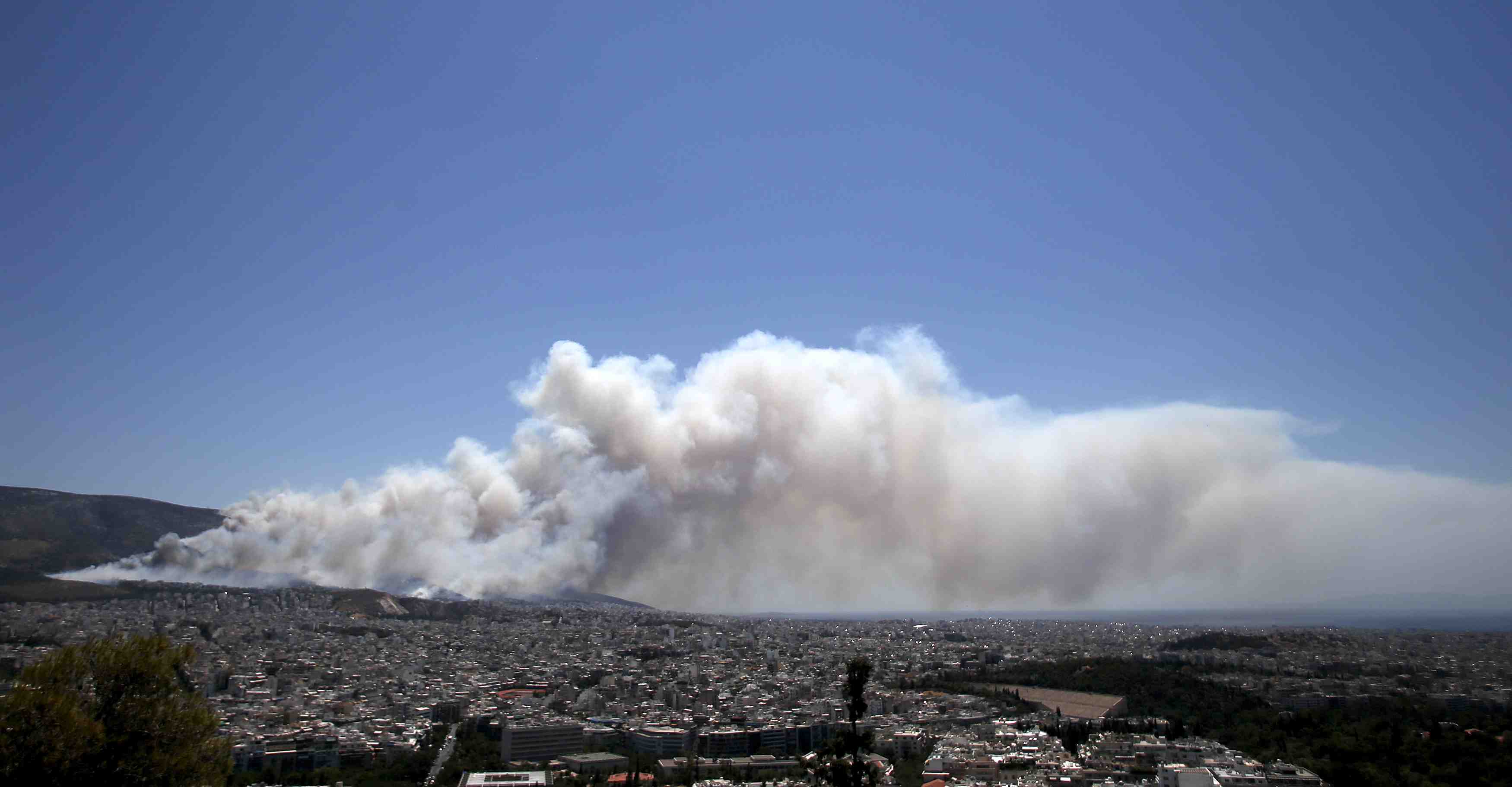 Incendies de foret autour d'athenes