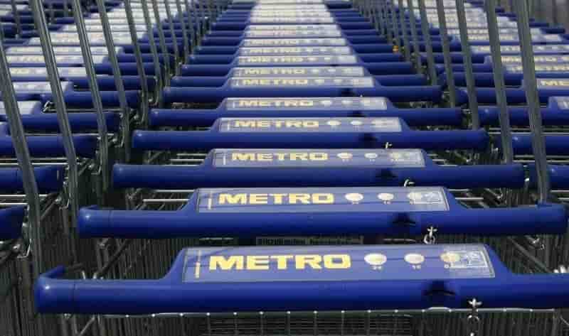 Trimestre en demi-teinte pour metro