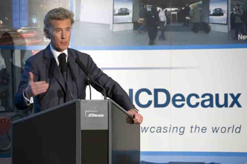 Jcdecaux revient sur le projet de baisser les investissements en grande-bretagne