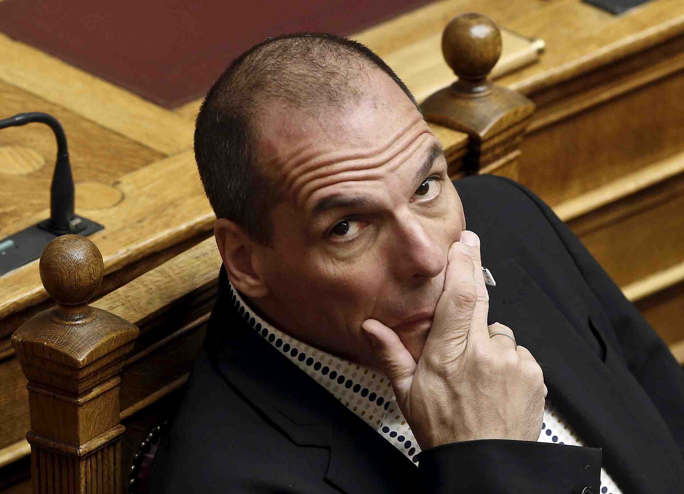 Entre promesses et pression, la grece sur la corde raide