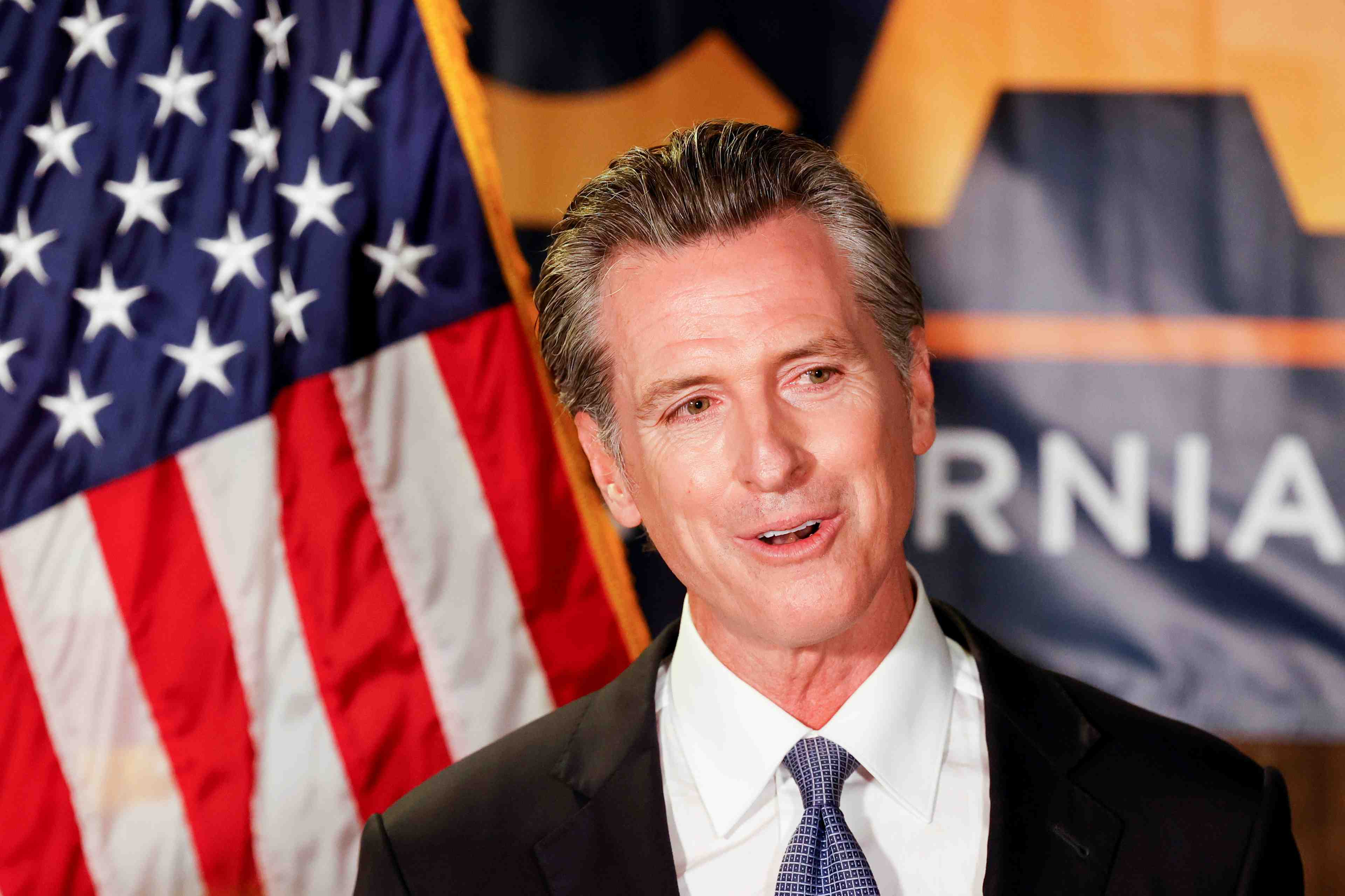 Le gouverneur californien conserve son poste