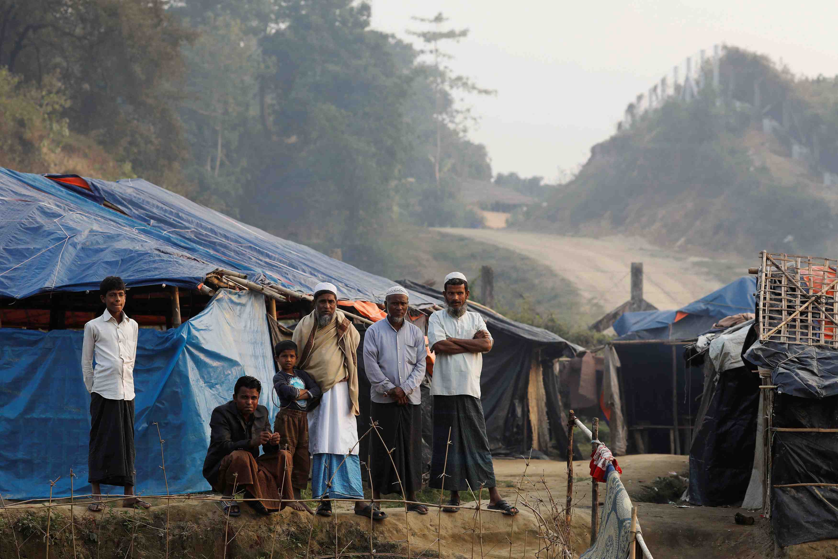 Reunion birmanie: bangladesh sur le retour des refugies rohingyas